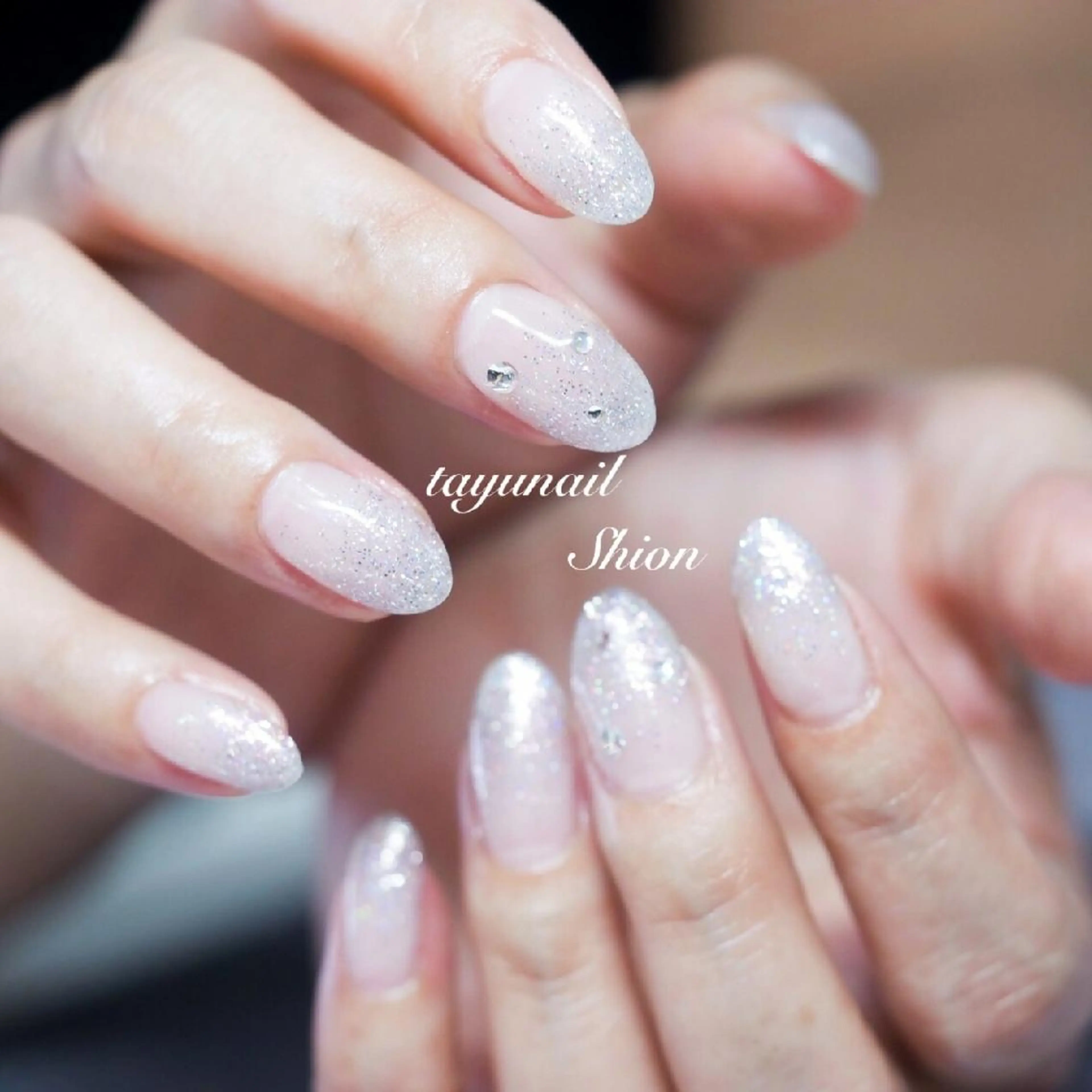 ネイル ブルー ジェルネイル グラデーション キラキラネイル ラメ(グリッター) ネイルサロン 【たゆnail】のネイルデザイン