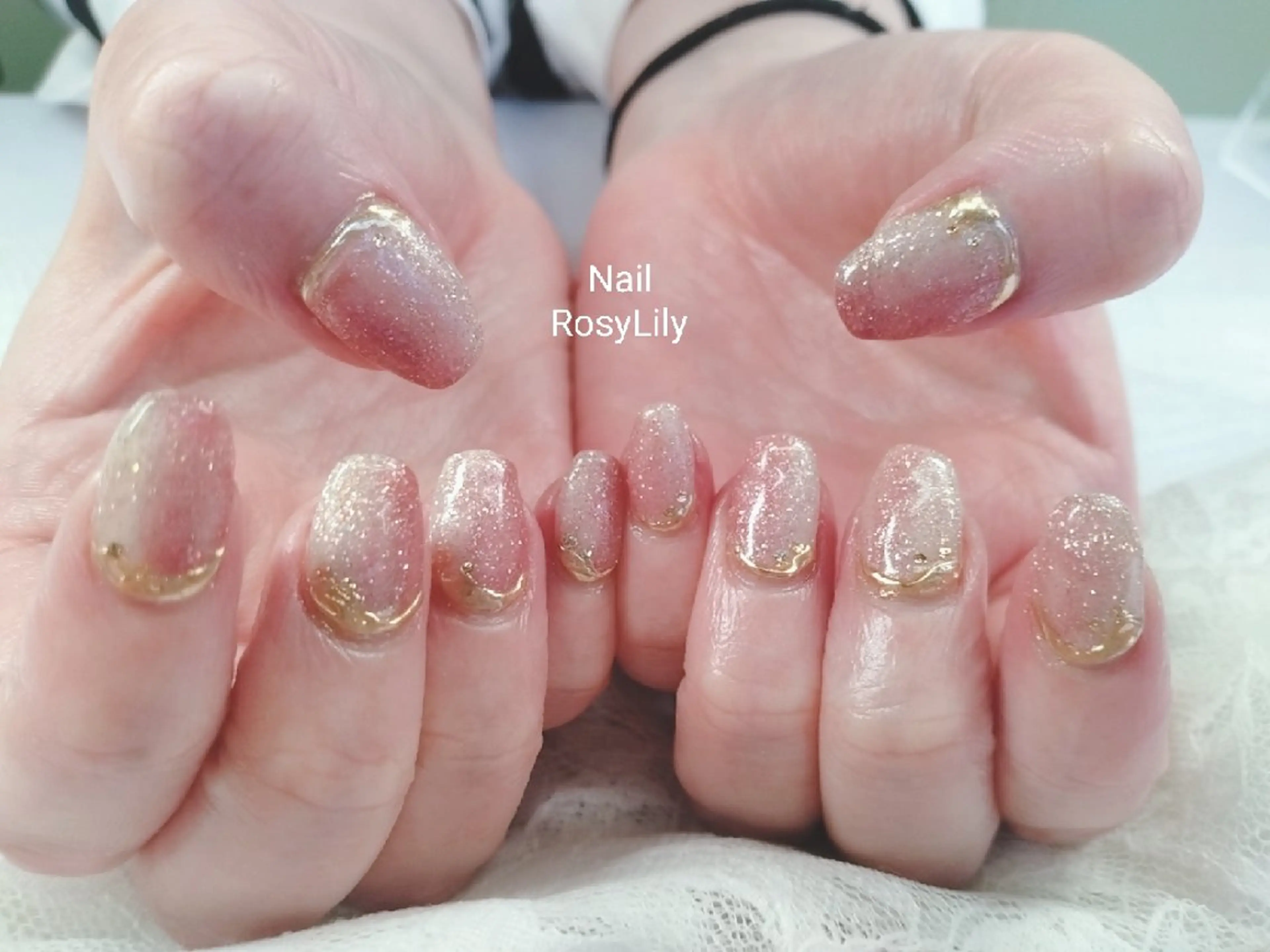 ネイル マグネットネイル ミラーネイル 持ち込み プライベートサロン Rosy Lilyのネイルデザイン
