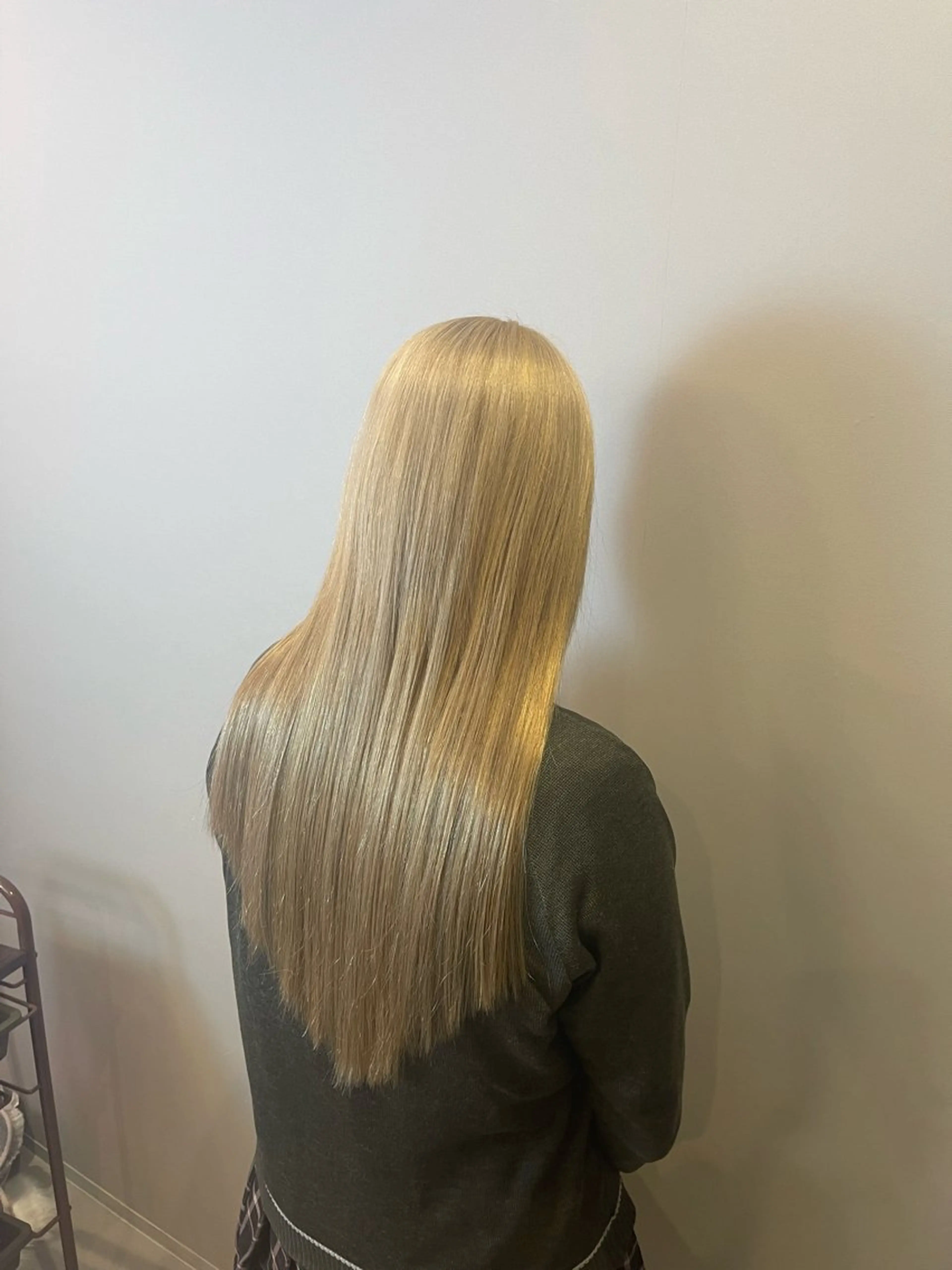 ロング カラー 黒髪 ブリーチ エクステ ヘアカラー エクステ 透明感カラー/艶髪/ エクステ/HIROのヘアスタイル