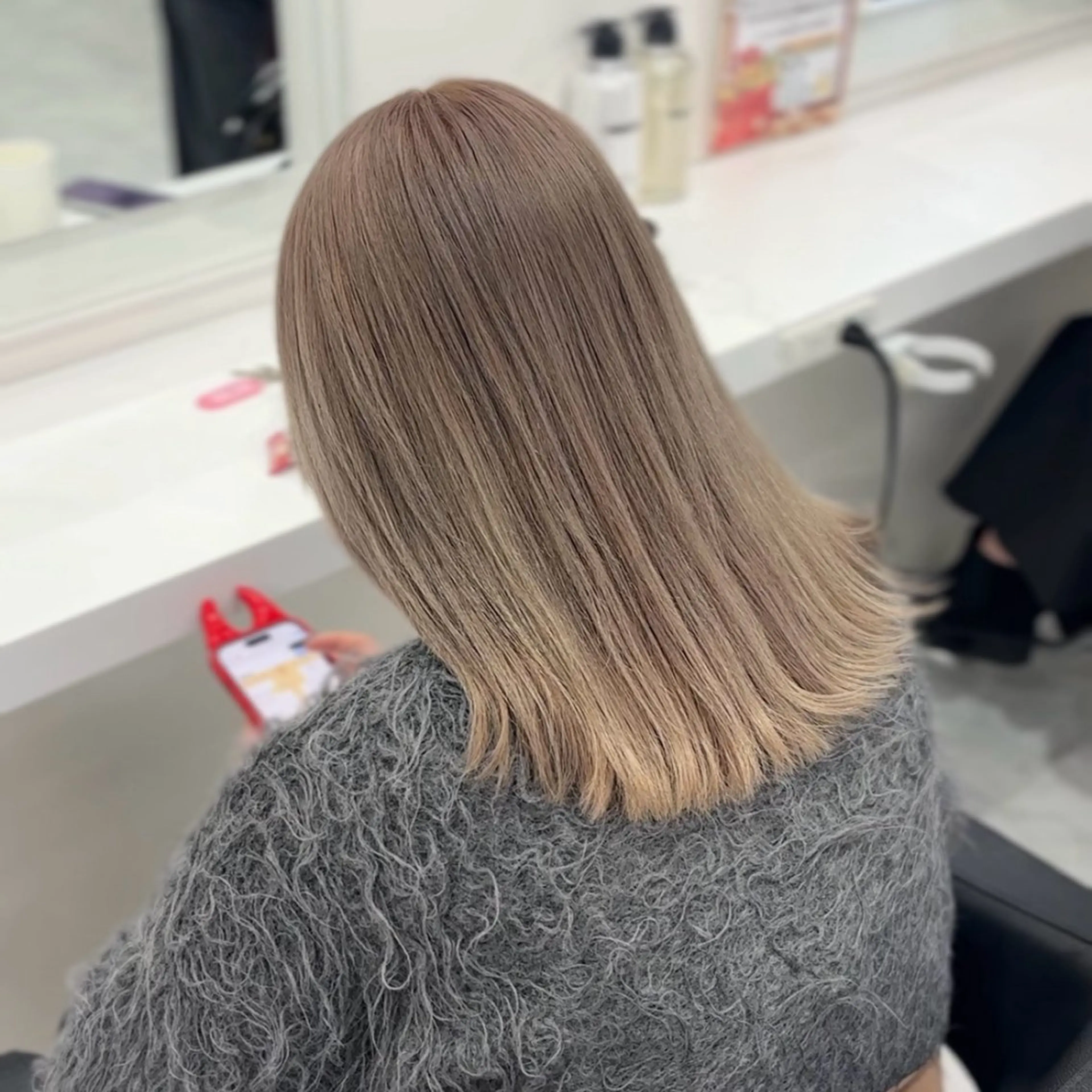 【✨🍼ミルクティーカラー🍼✨】ブリーチダブルカラー+似合わせカット＋髪質改善トリートメントの写真