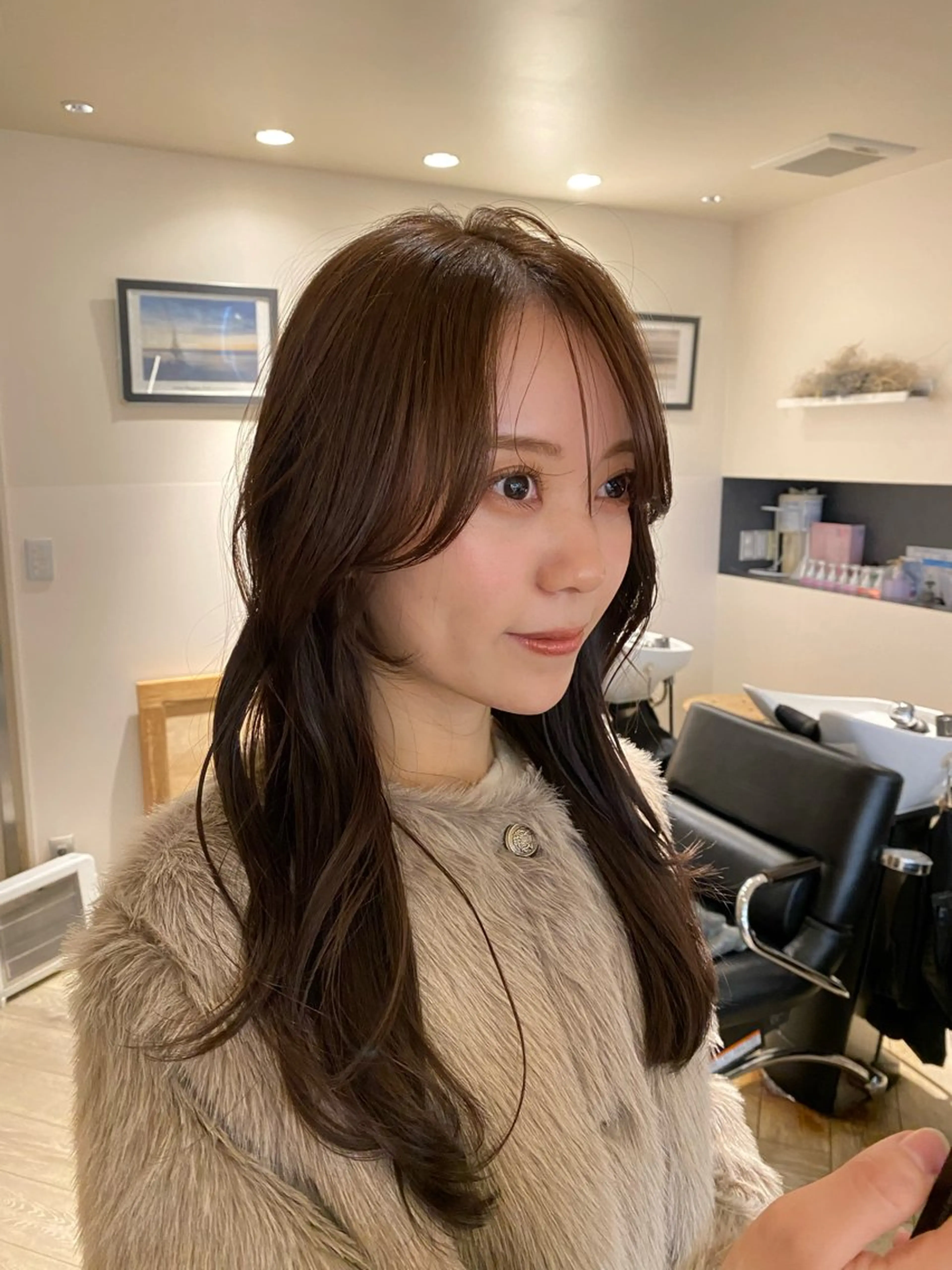 ロング カラー カット ヘアカラー ナチュラルヘア🫧 ナナミのヘアスタイル