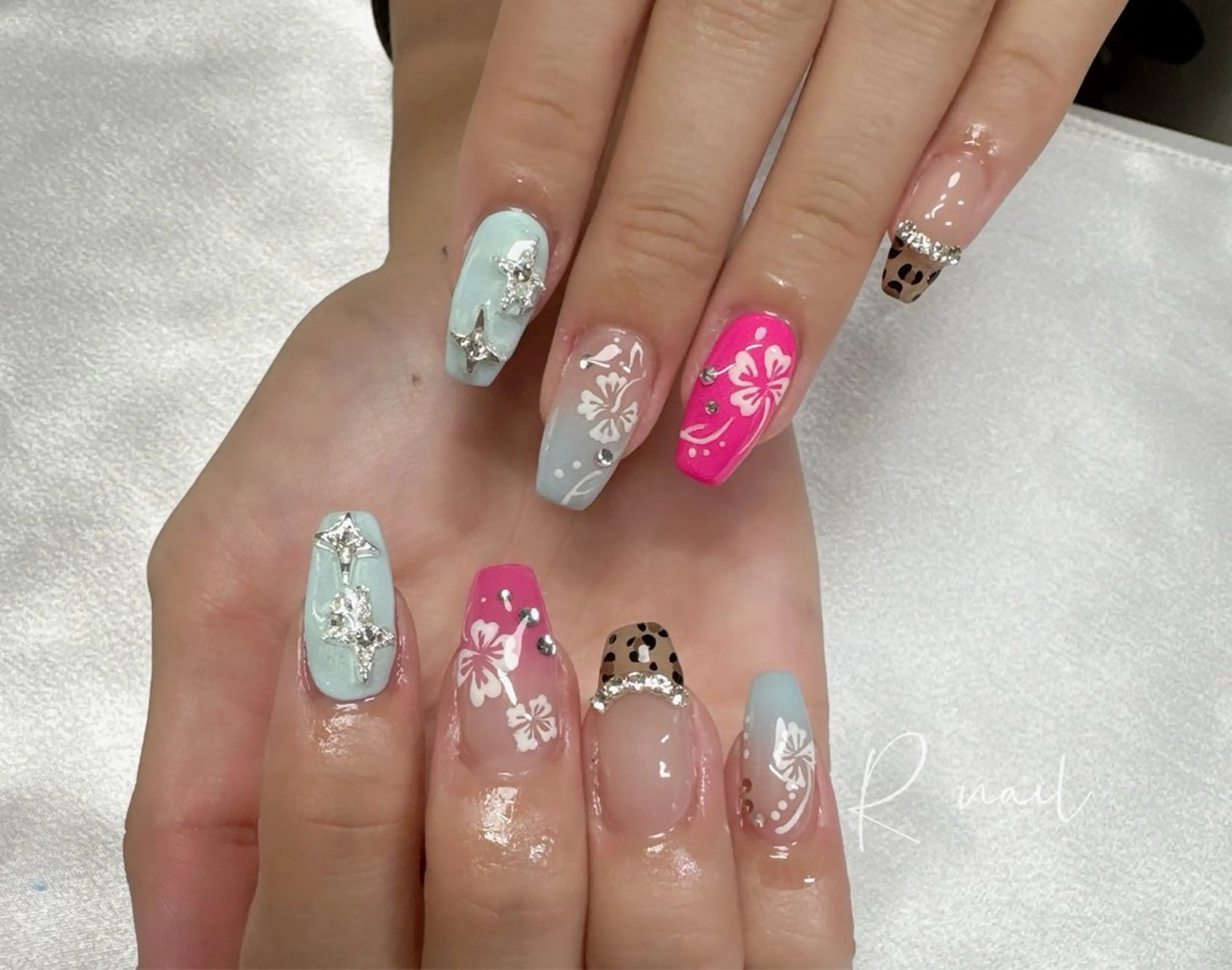 ネイル yuna. Rnailのネイルデザイン