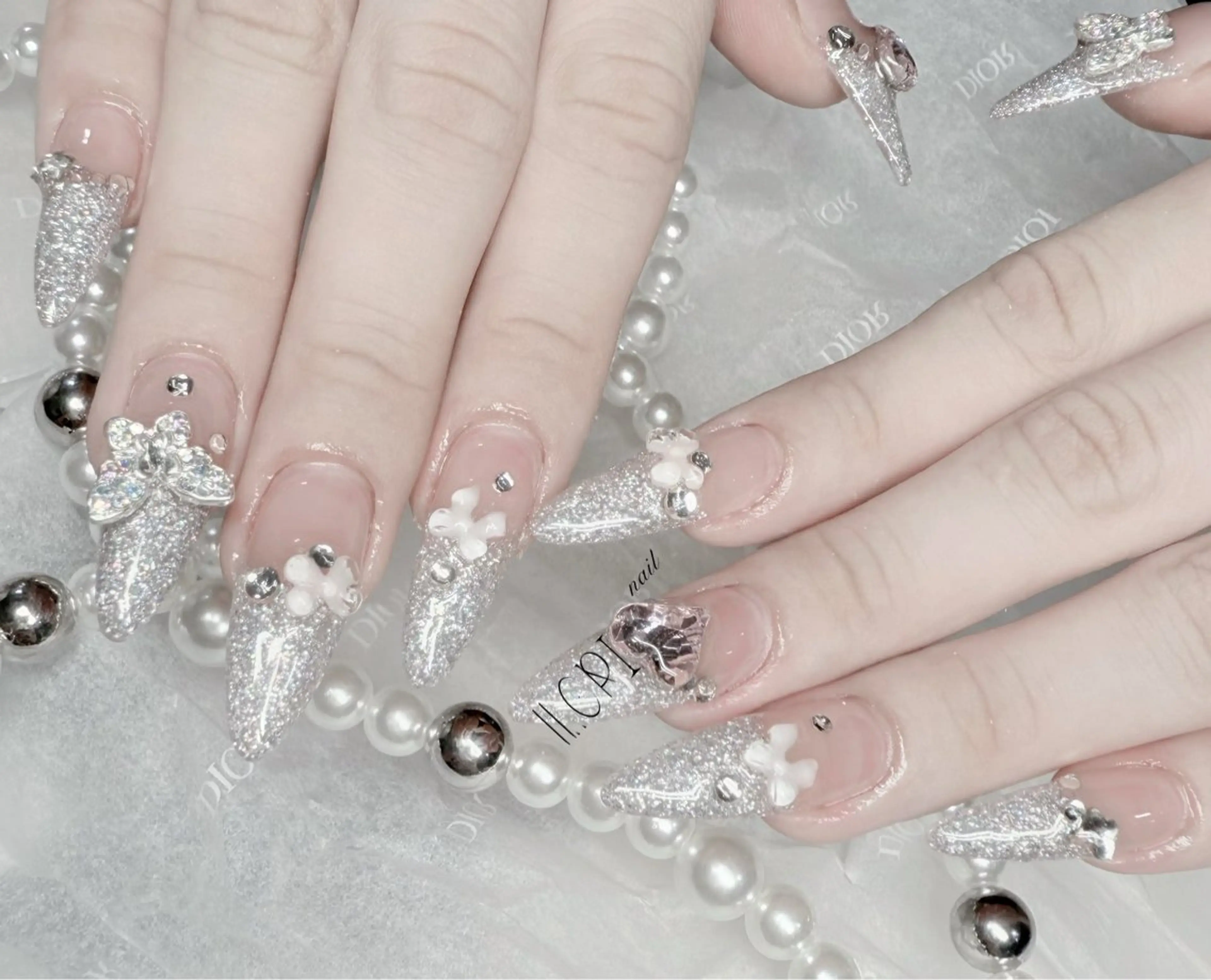 ネイル 森 ネイルサロンのネイルデザイン