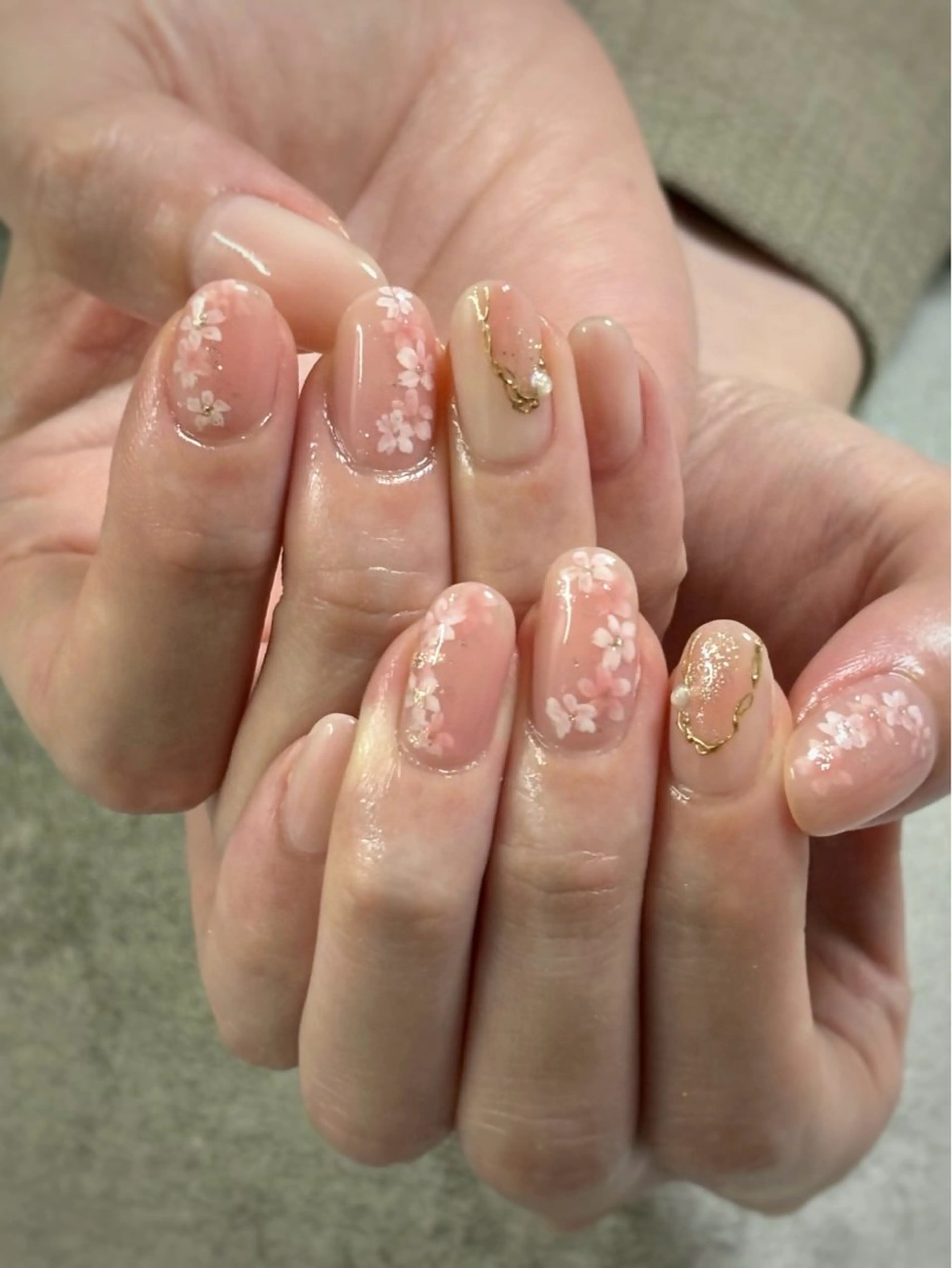 ネイル ハンドネイル FIORITURA Maikoのネイルデザイン