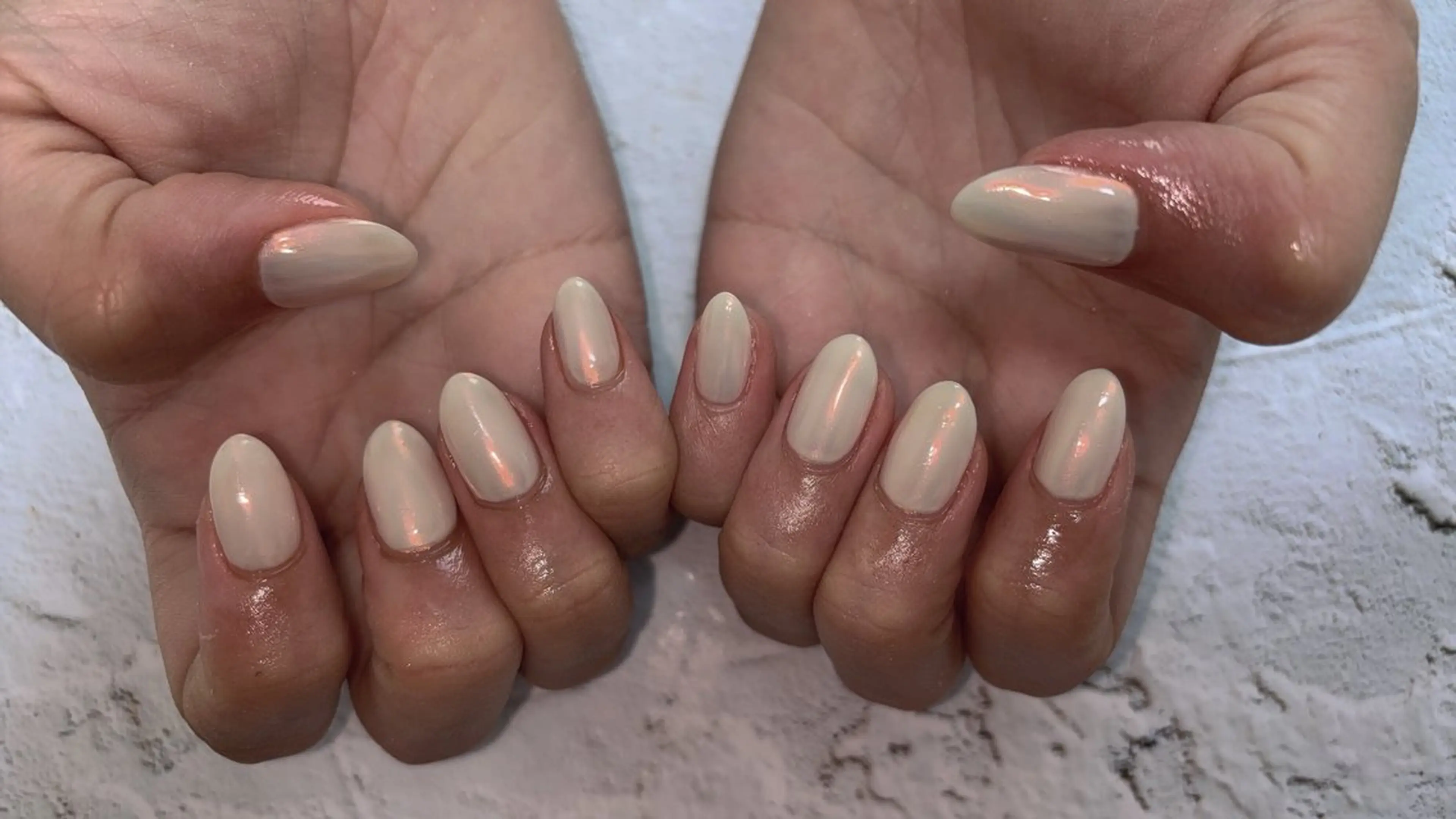 ネイル オーロラネイル ハンドネイル coco nailのネイルデザイン