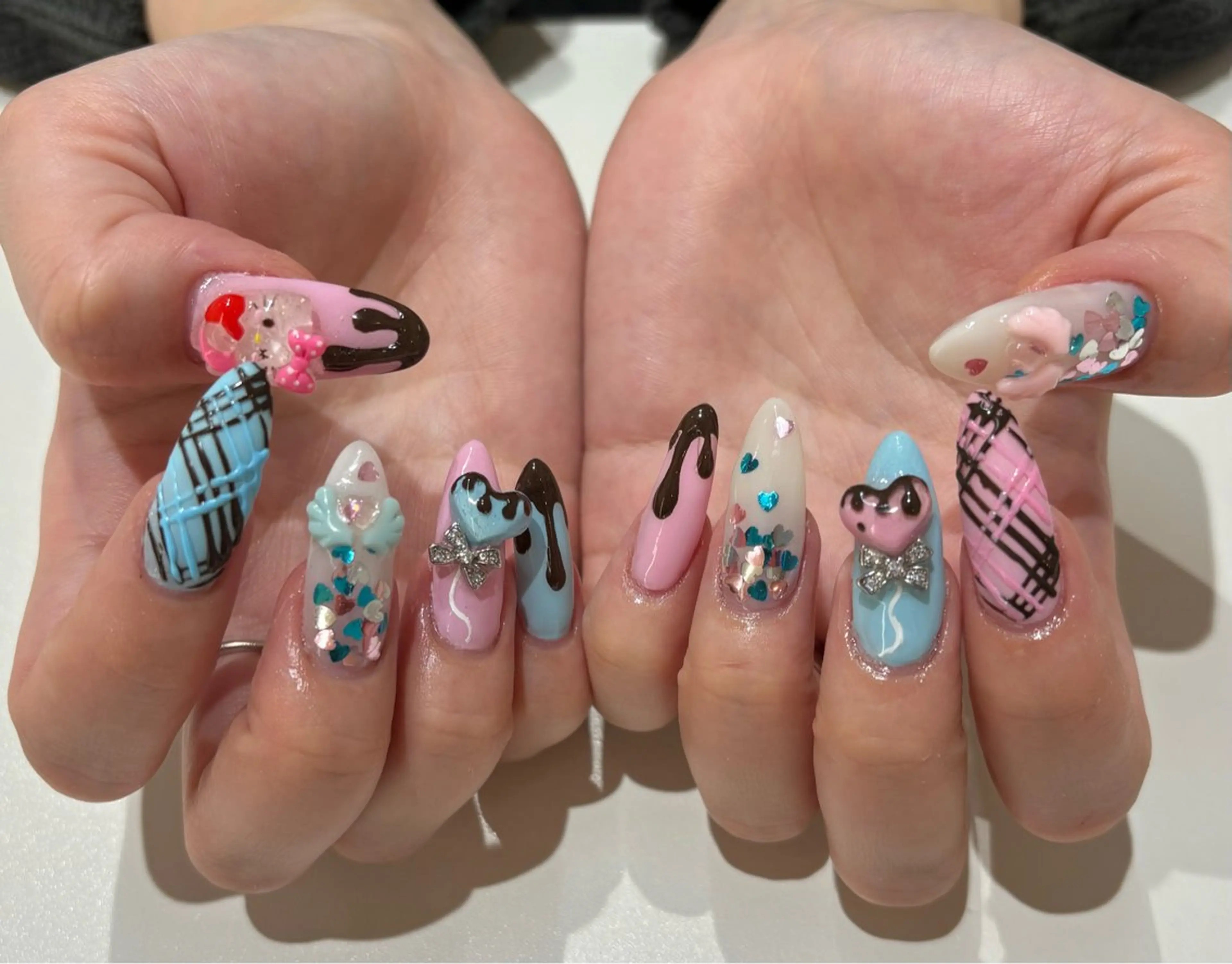 ネイル バレンタイン ハンドネイル NAILSALON ViViのネイルデザイン