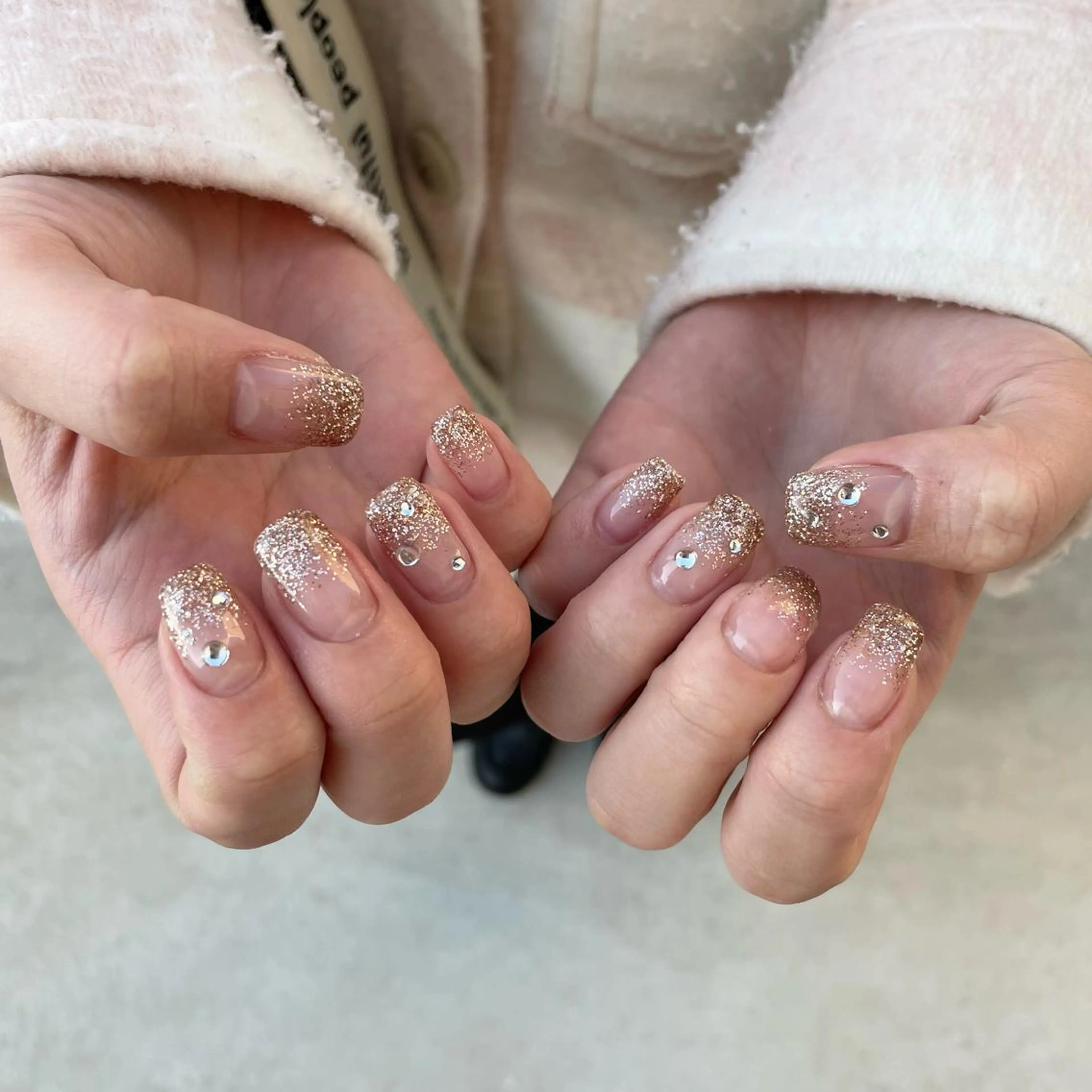 ネイル ラメ(グリッター) ピンク ハンドネイル Sea  nail by emaのネイルデザイン