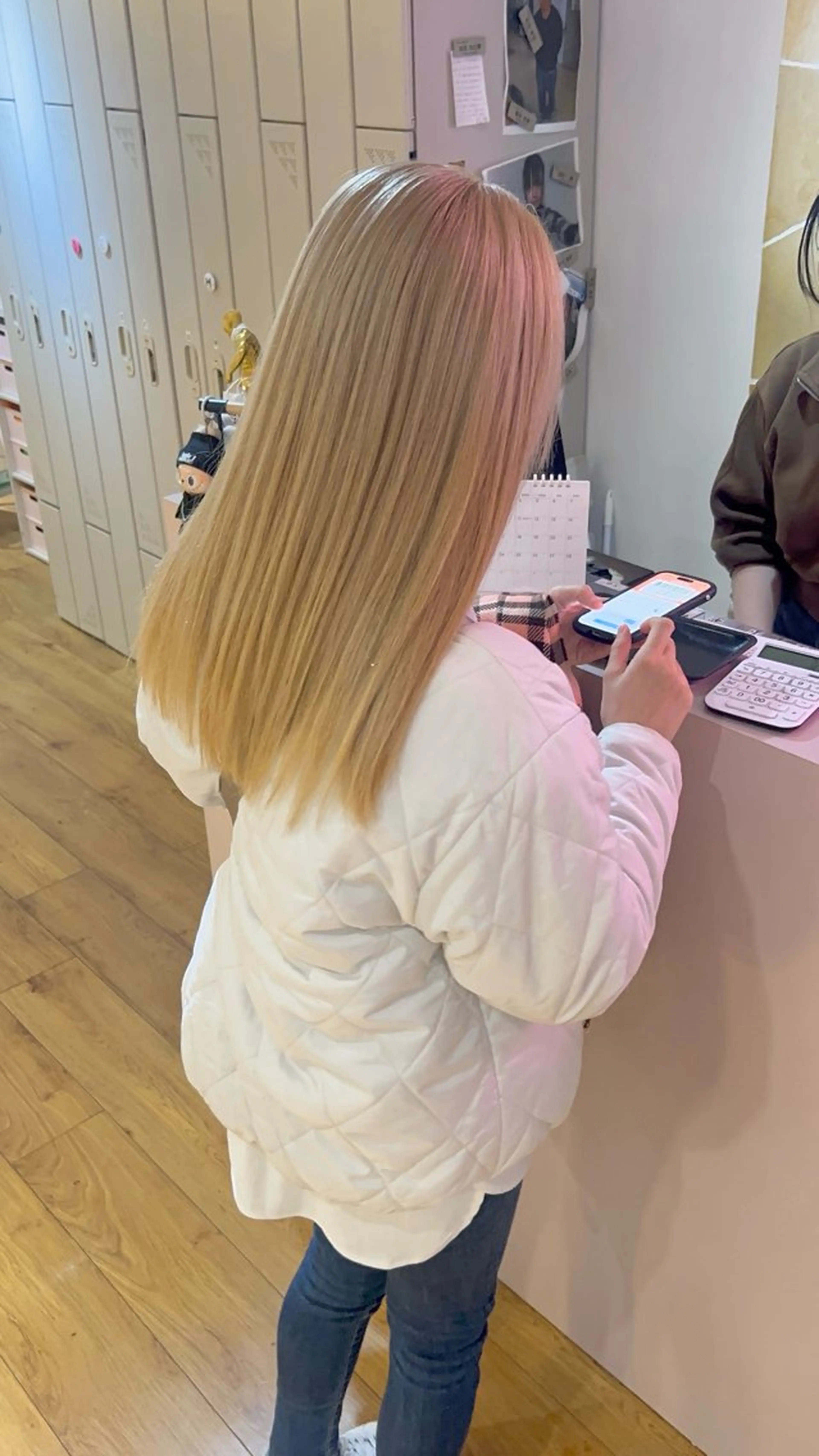 ロング ヘアカラー トリートメント 【春カラーWカラー】 【暗髪&暖色系】圭真のヘアスタイル