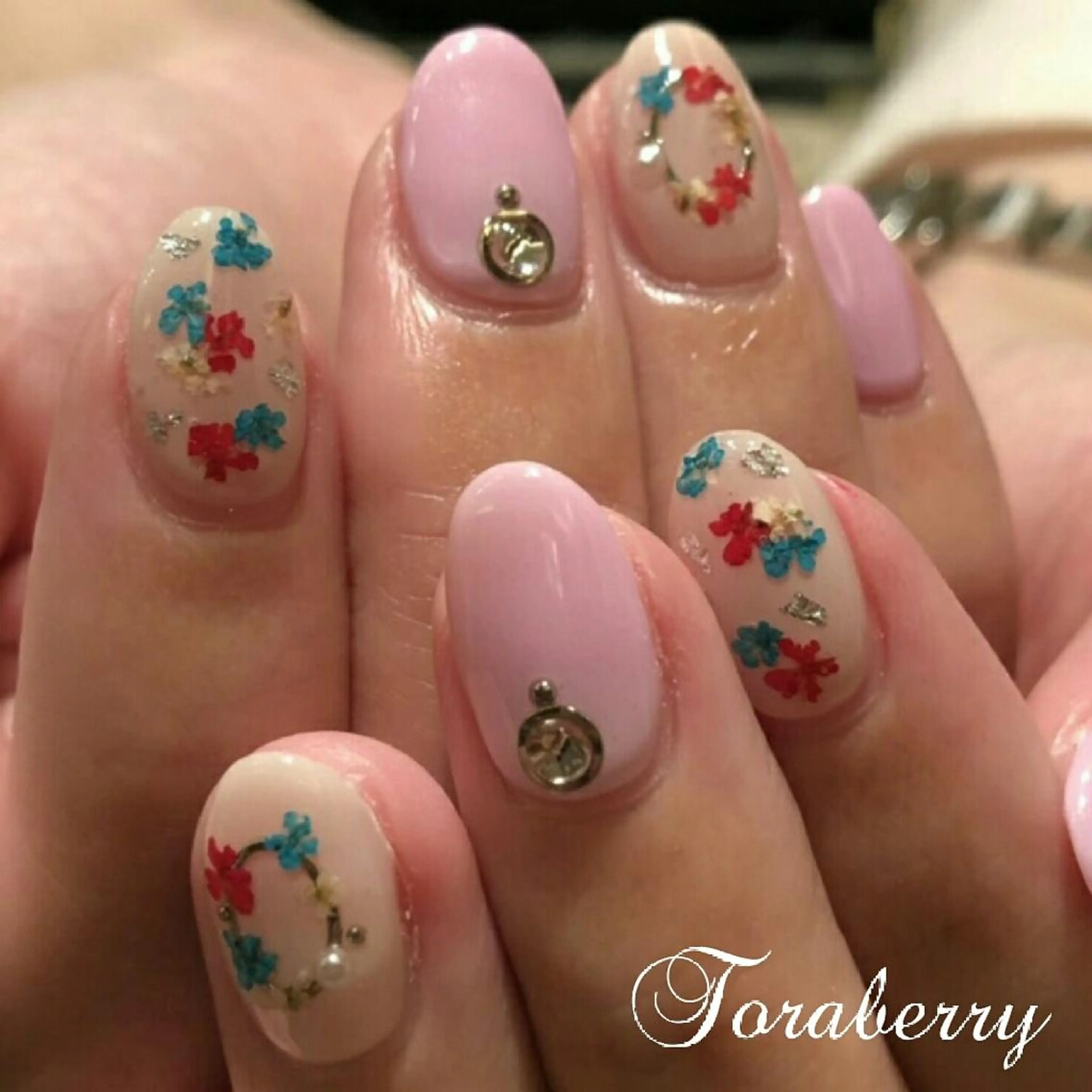 ネイル ハンドネイル ネイリスト なつみのネイルデザイン