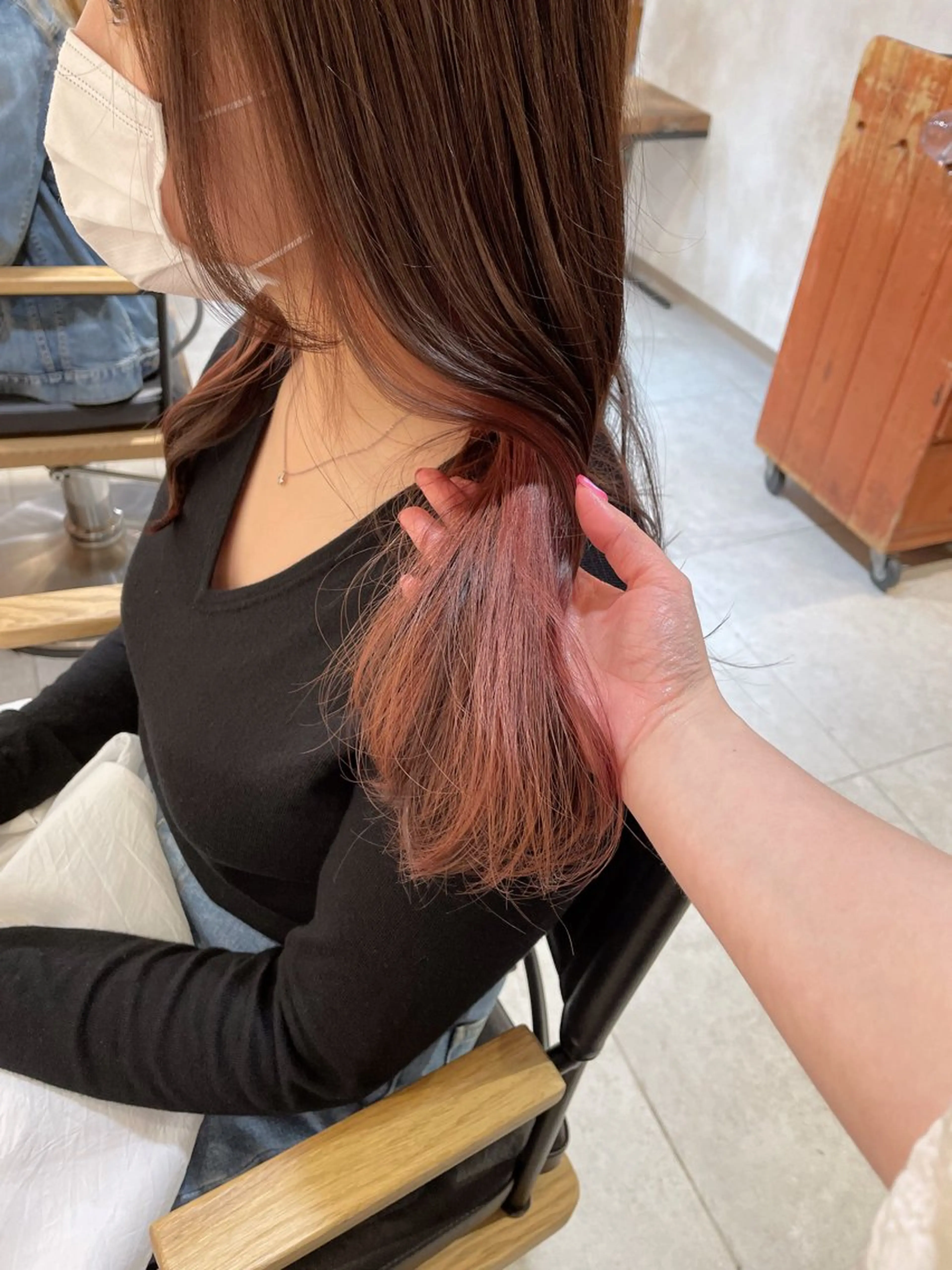 セミロング カラー ベージュカラー ブリーチ ピンクカラー ピンクベージュ 切りっぱなしボブ ソノキユウカのヘアスタイル