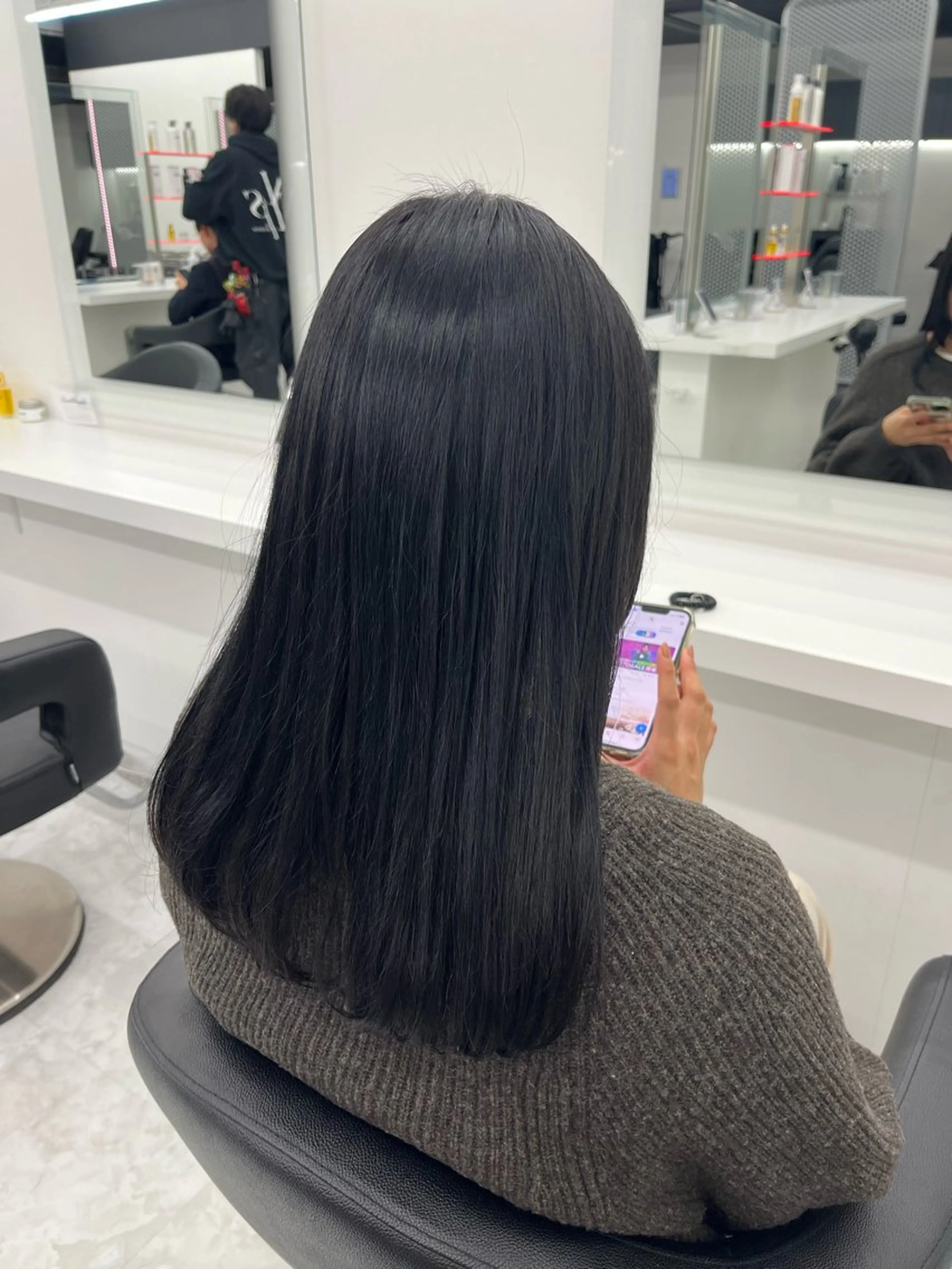 ロング カラー 黒髪 ブルーカラー ブルーブラック ヘアカラー 💖トレンド春夏 カラー💖FUTAのヘアスタイル