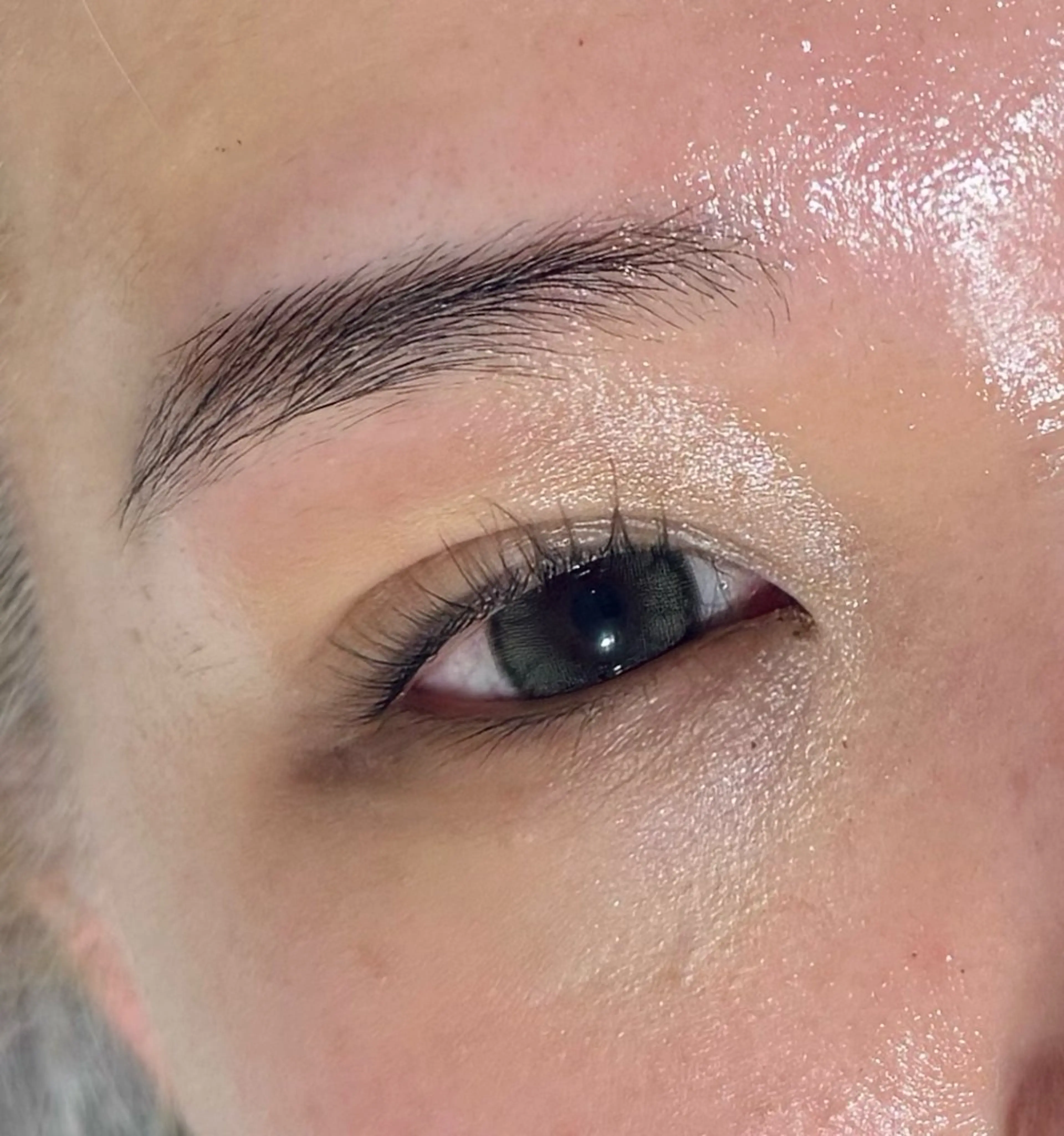 アイブロウ 本間 渓のマツエク・マツパデザイン