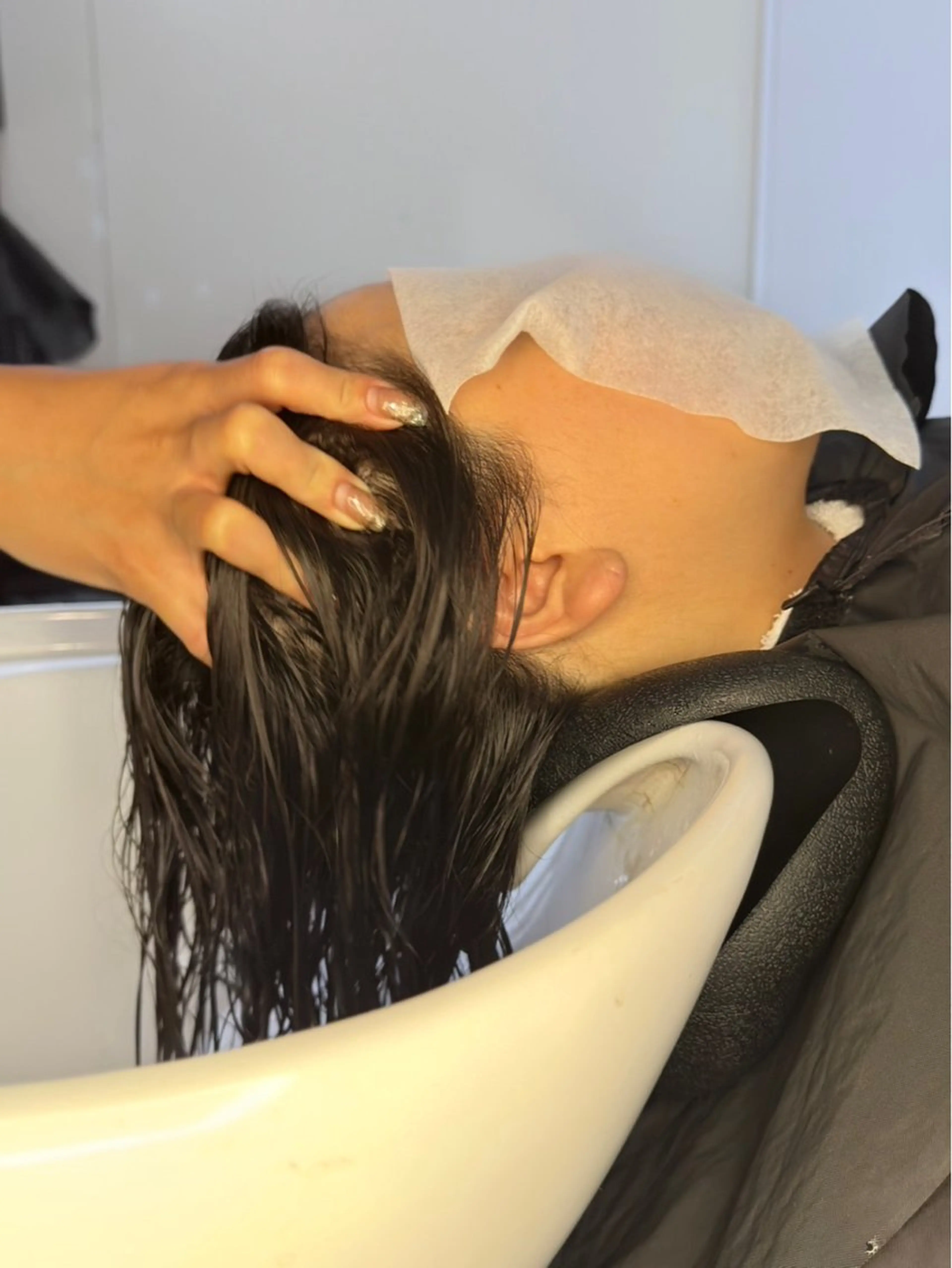 stella キホのヘアスタイル