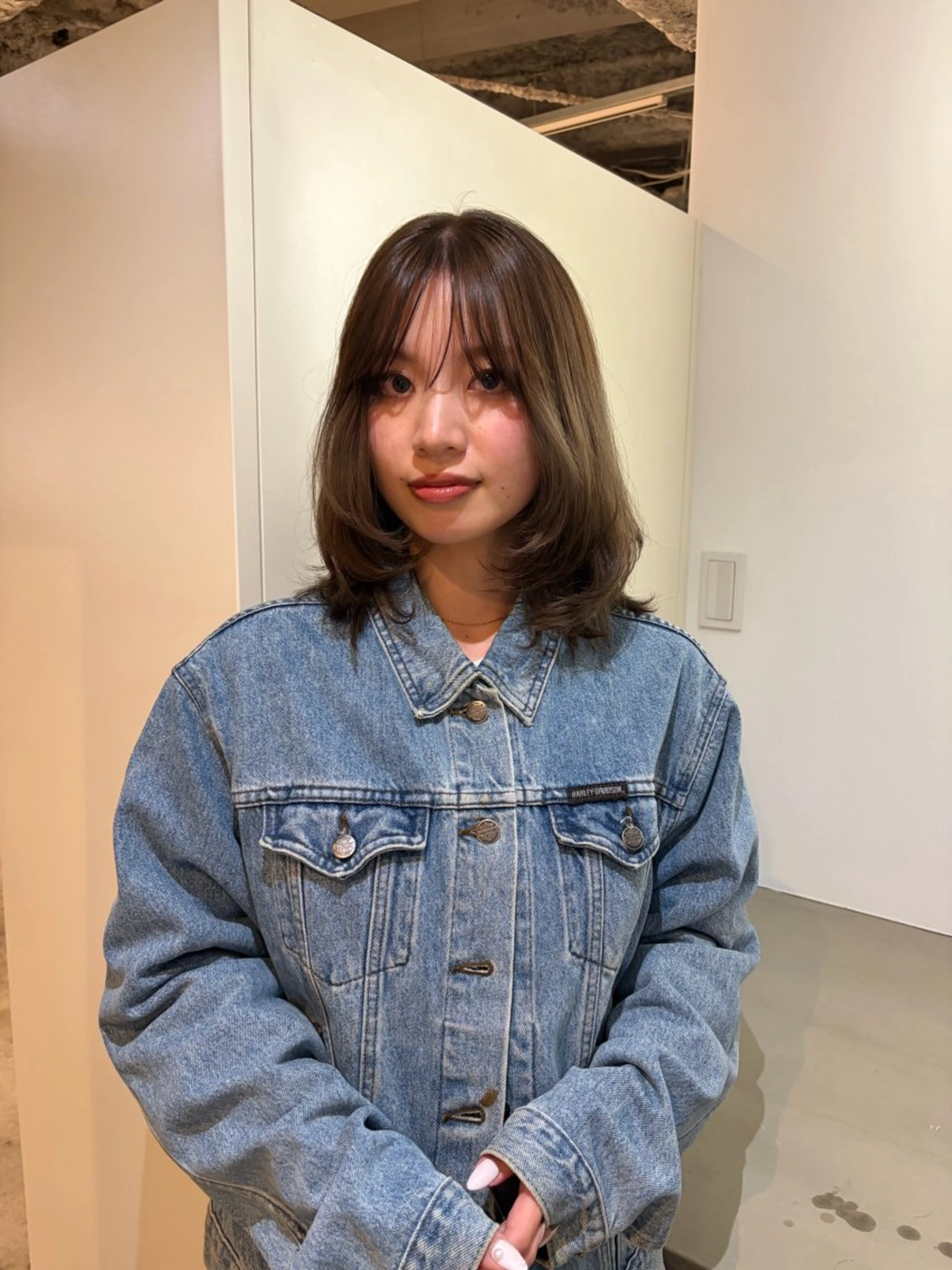 ミディアム カット ヘアカラー 🧣misaki 🧣のヘアスタイル