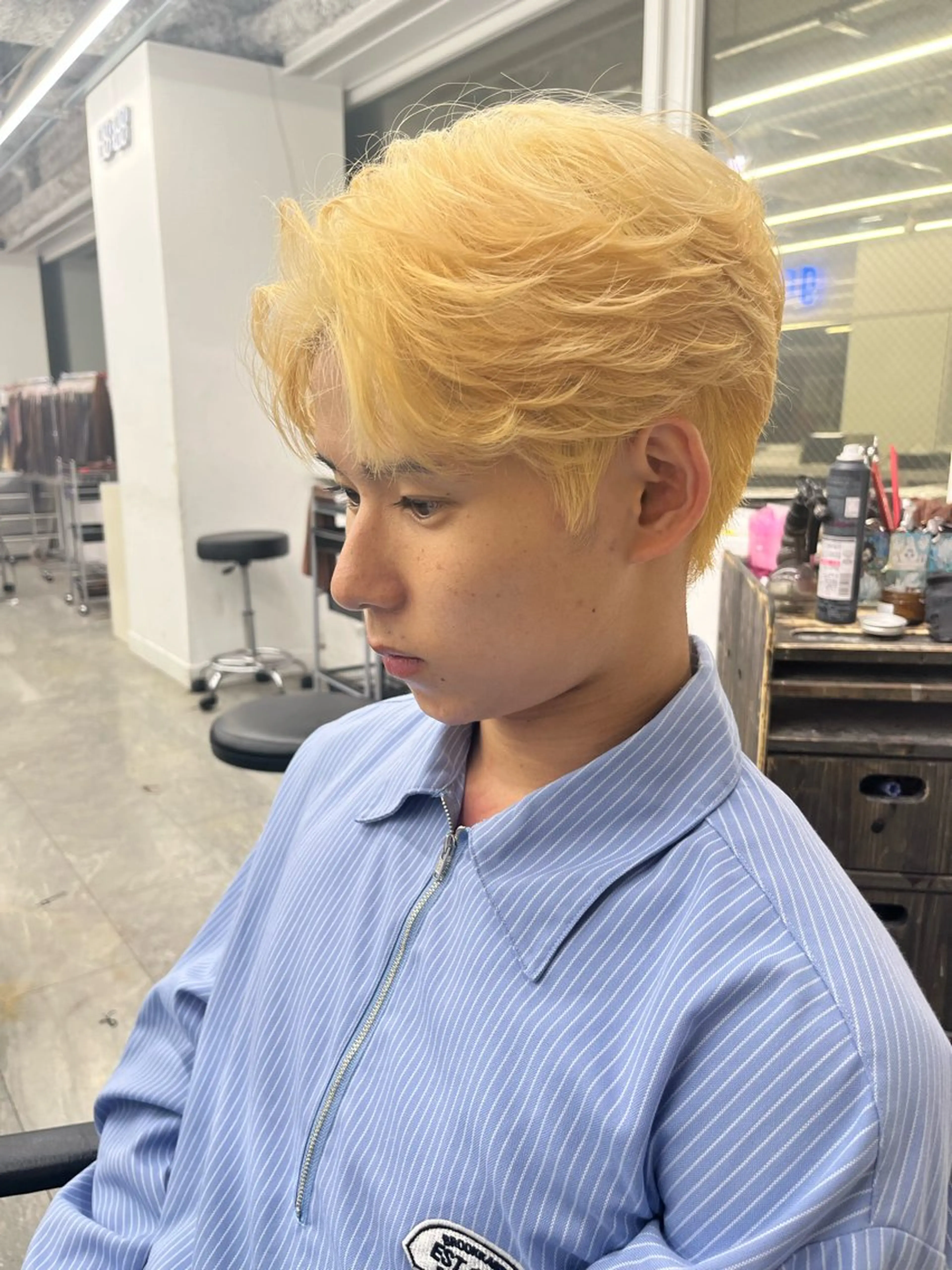 ショート 🌈ハイトーン/ ワタル🌈のヘアスタイル