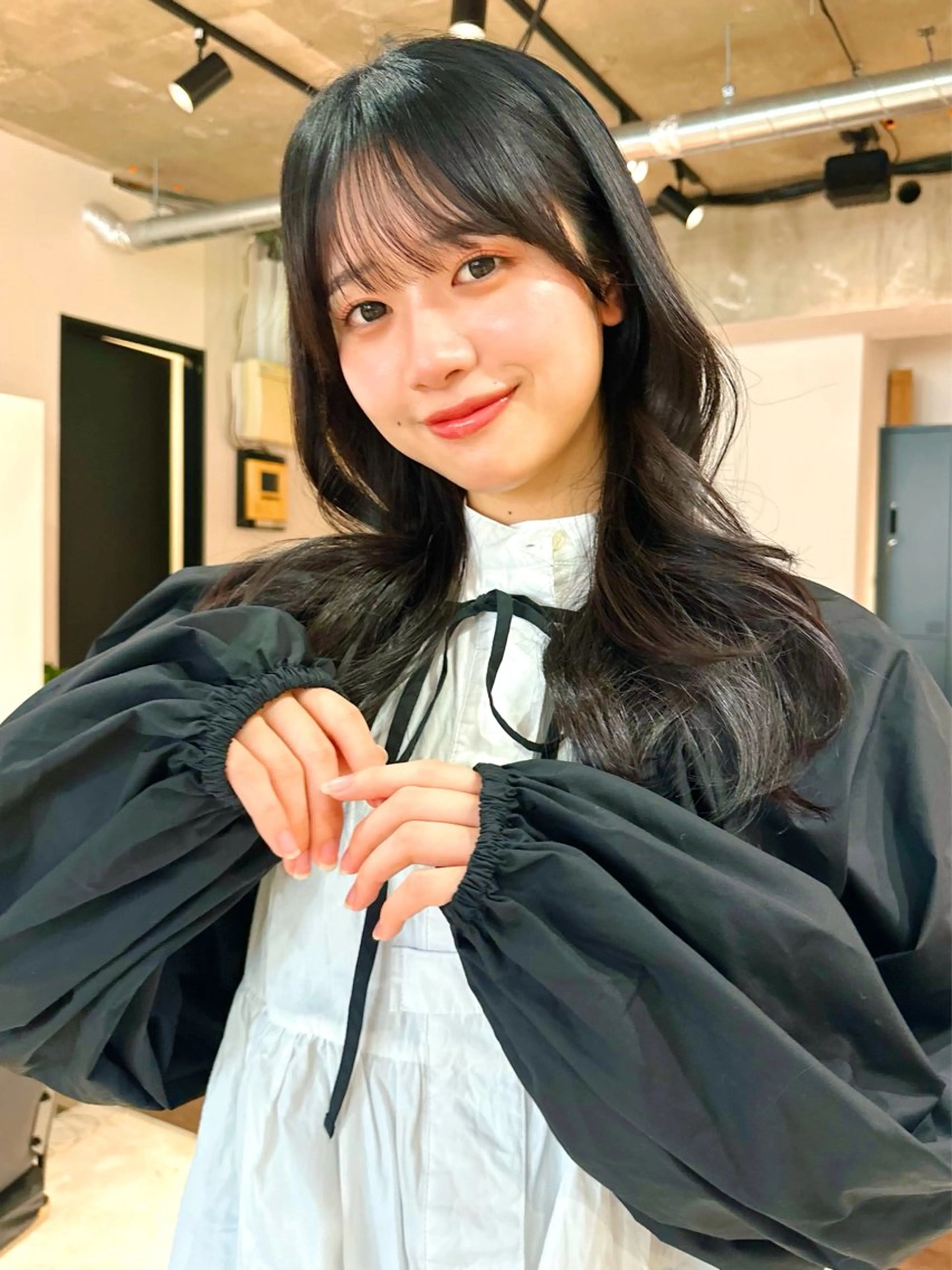 ロング カラー パーマ 🫧小顔×似合わせ× 透明感カラー🫧のヘアスタイル