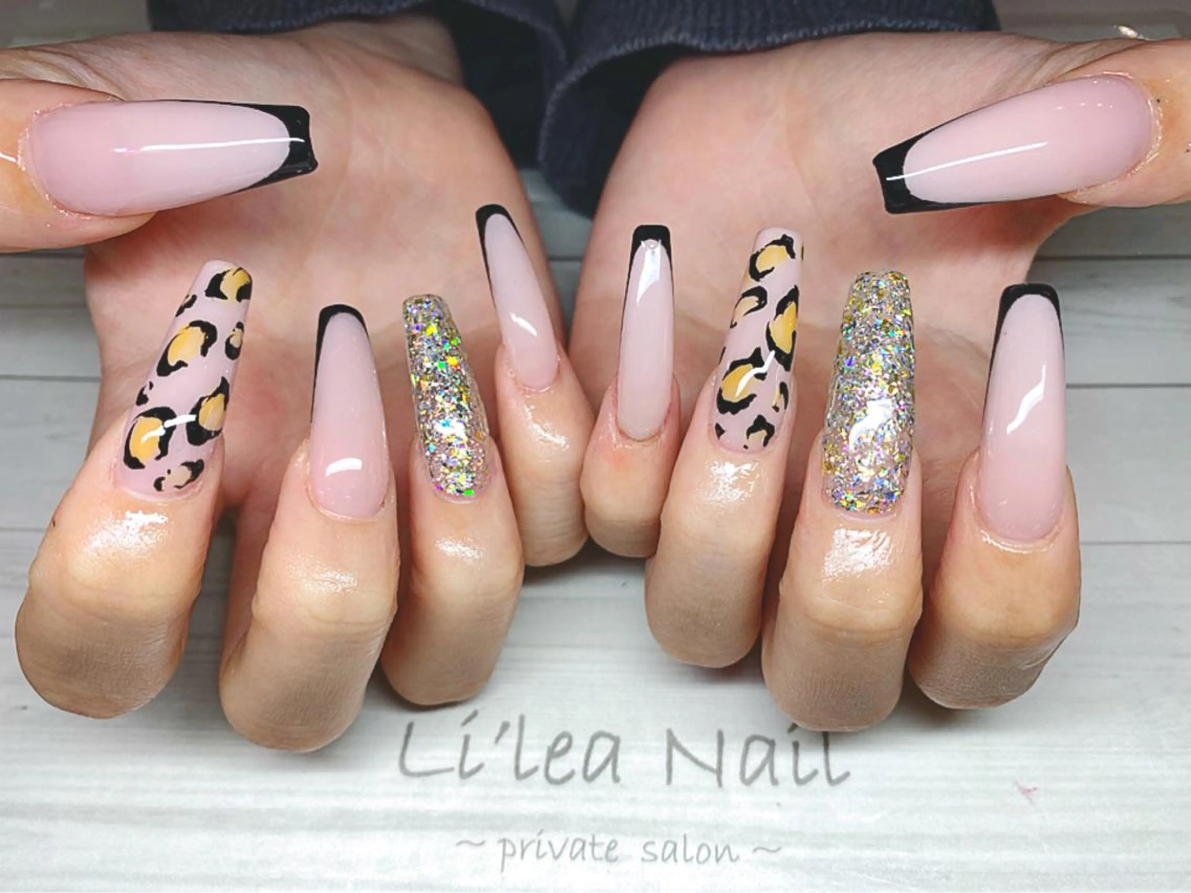ネイル Li'leaNail AINAのネイルデザイン