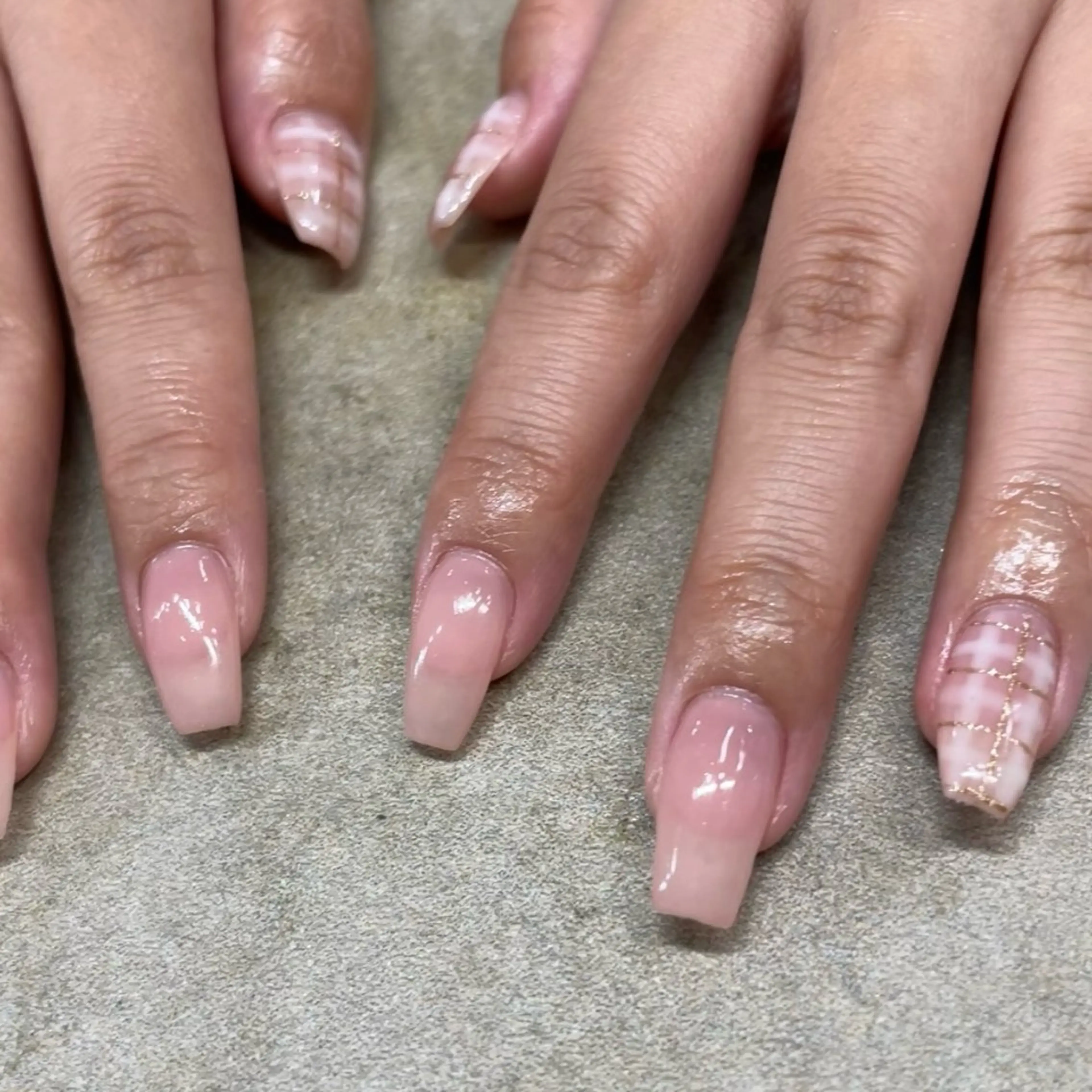 ネイル 🎀mahiro🎀 ワンホンネイルのネイルデザイン