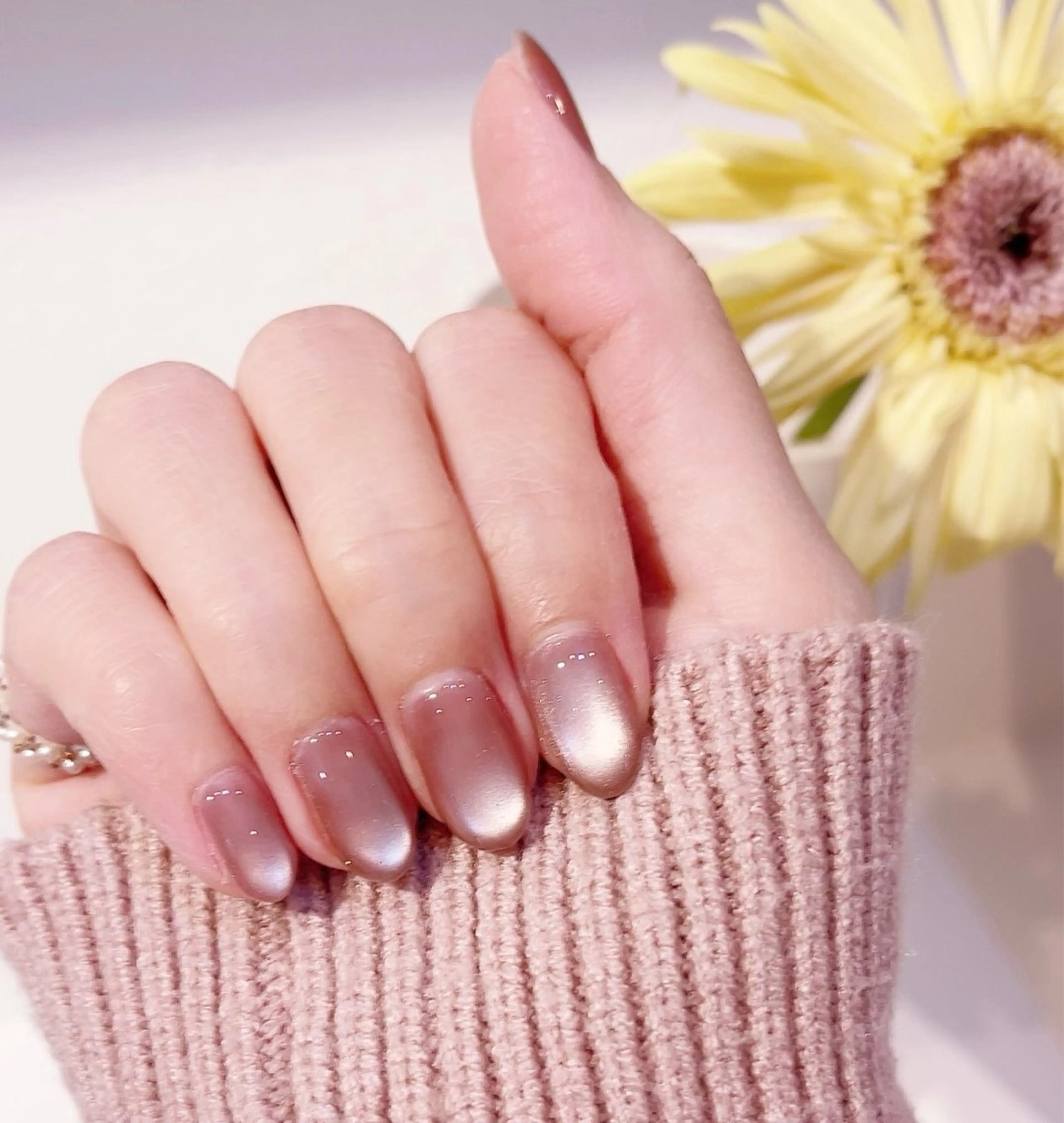 ネイル マグネットネイル ビー玉ネイル Riry.＊° nailのネイルデザイン