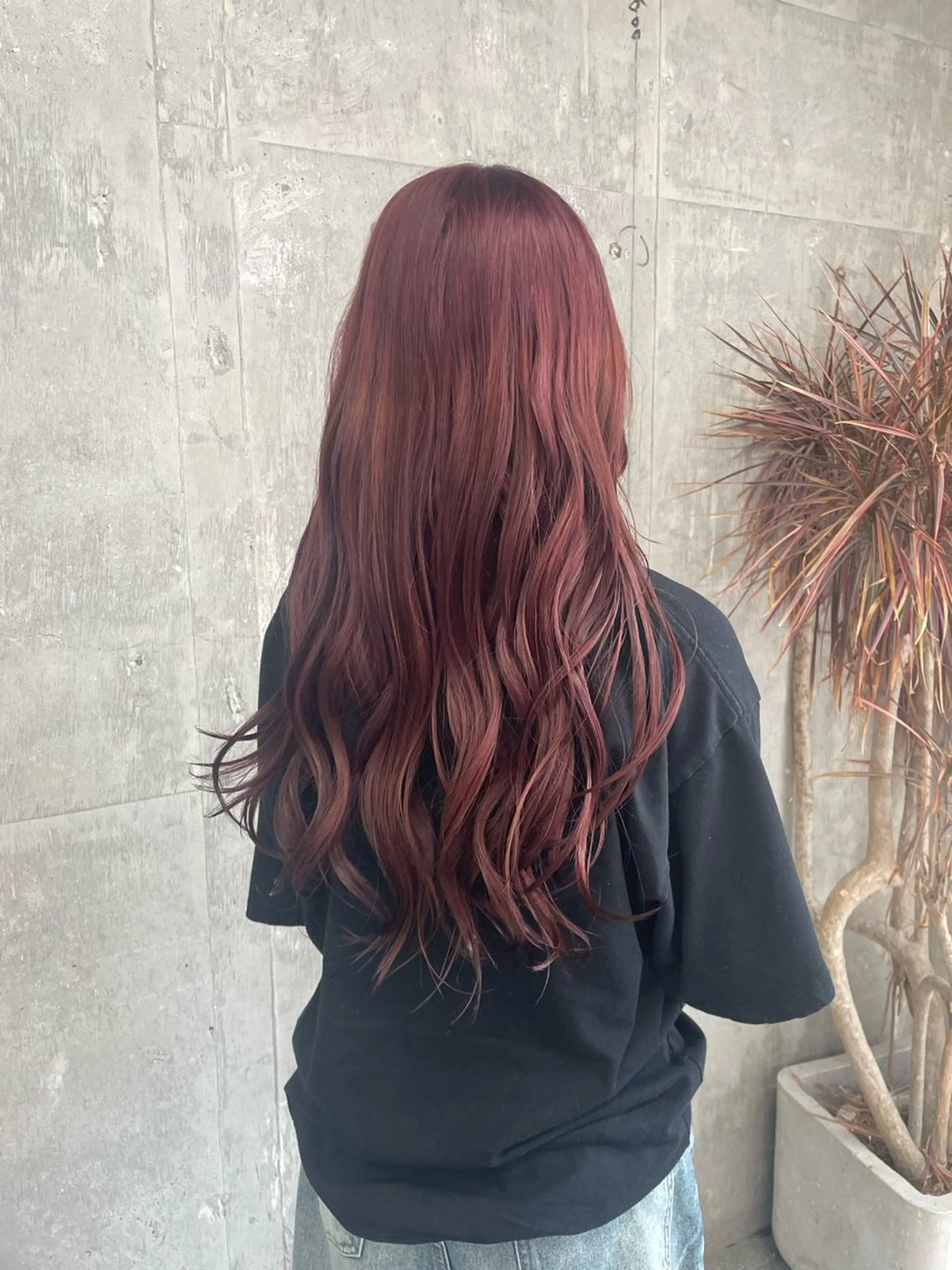 ロング カット ヘアカラー 鈴木瑛里／ブロンド ベージュ／男女のヘアスタイル