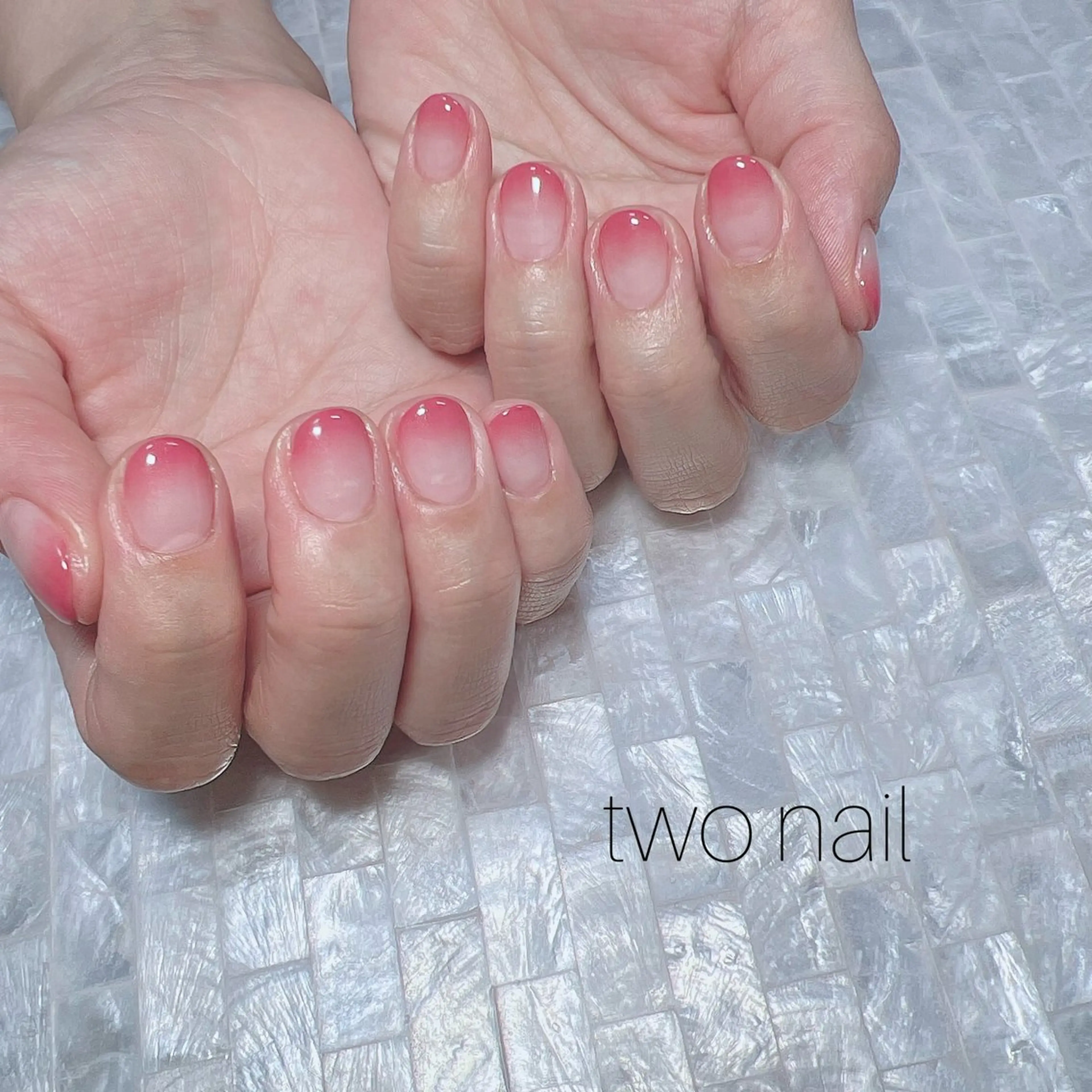 ネイル ネイルチップ ホワイト ハンドネイル two nailのネイルデザイン