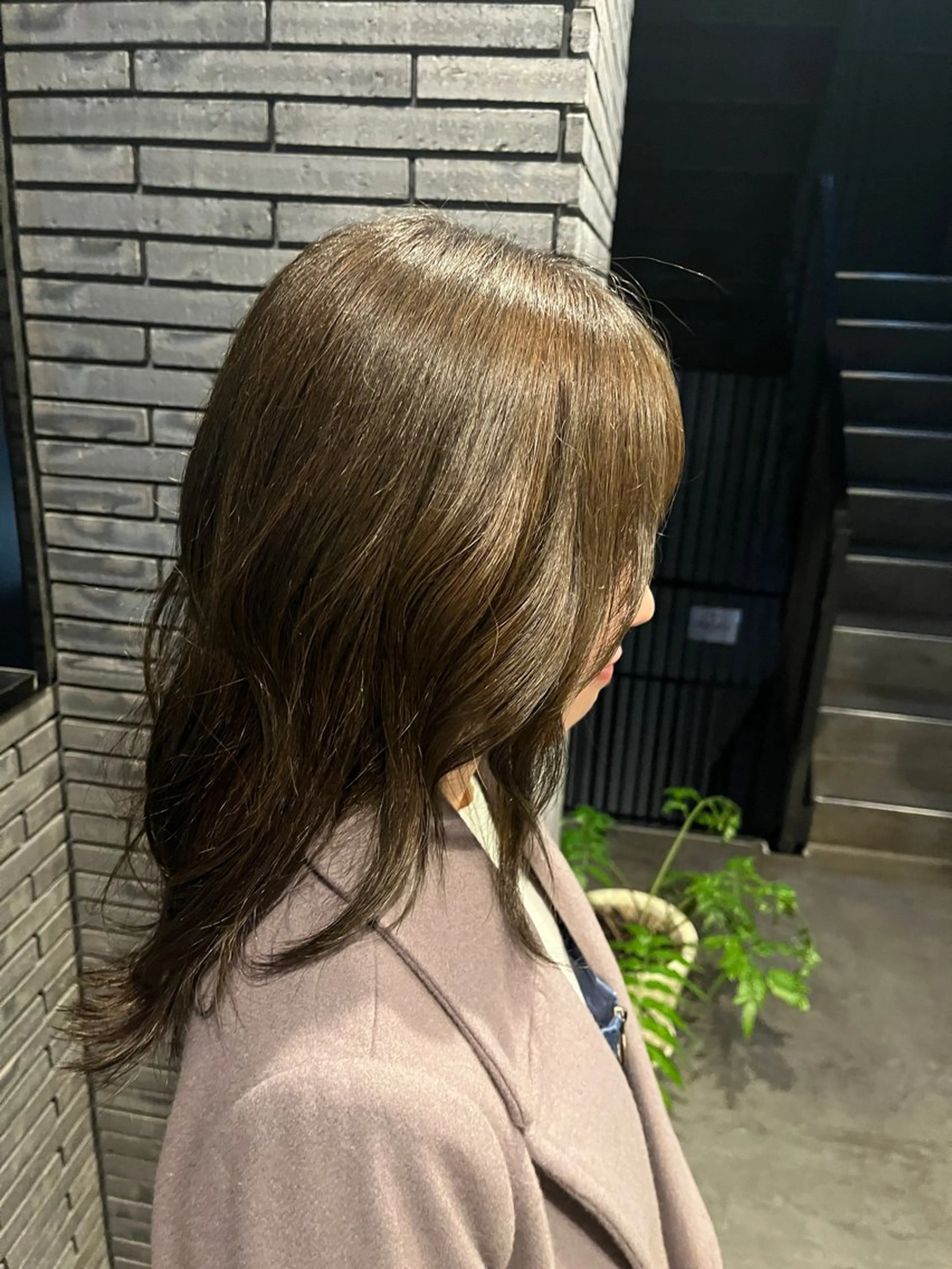 カラー オリーブカラー ヘアカラー あかね 髪質改善ストレートのヘアスタイル