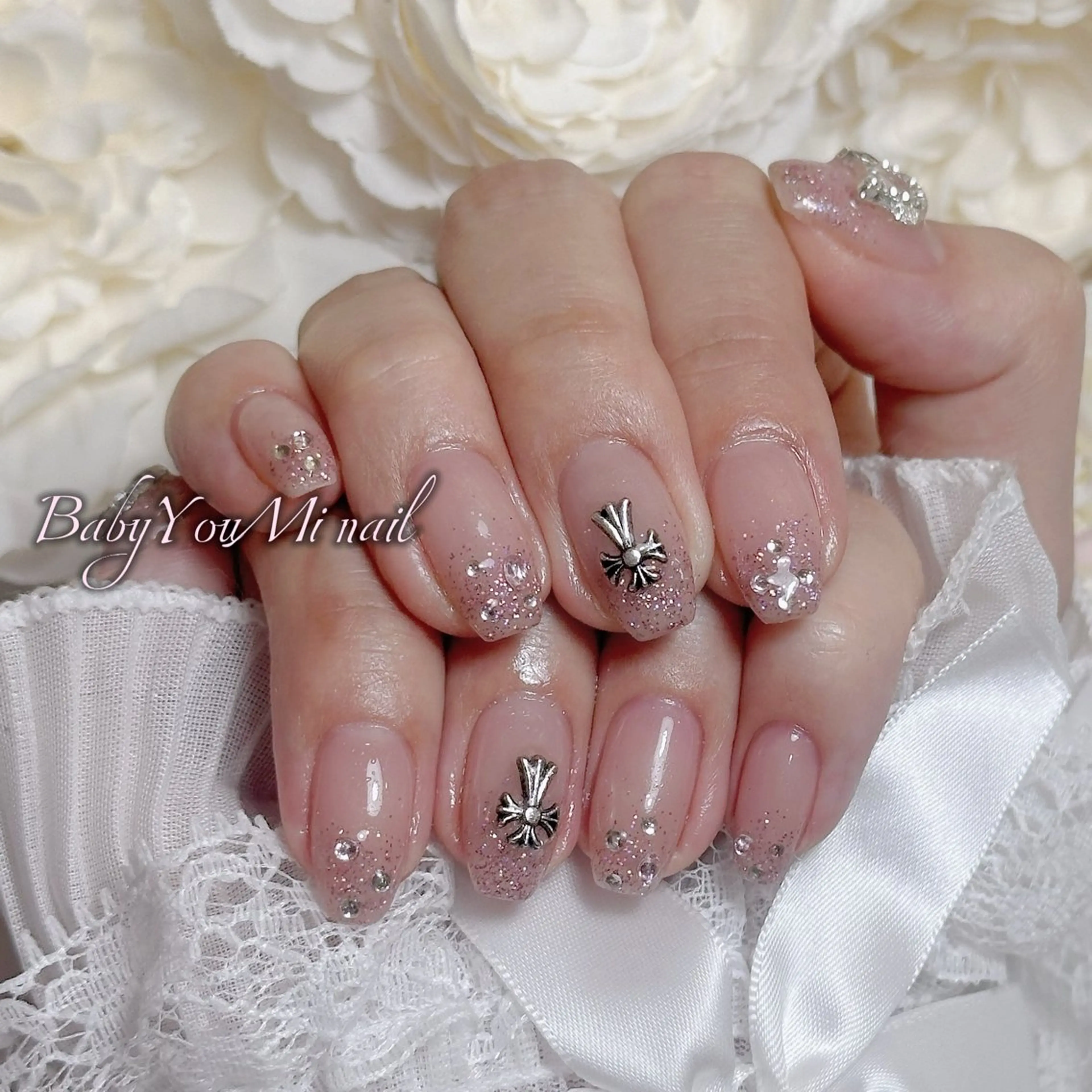 ネイル オーロラネイル チークネイル 成人式 フットネイル フレンチネイル ハンドネイル BabyYouMi nailのネイルデザイン