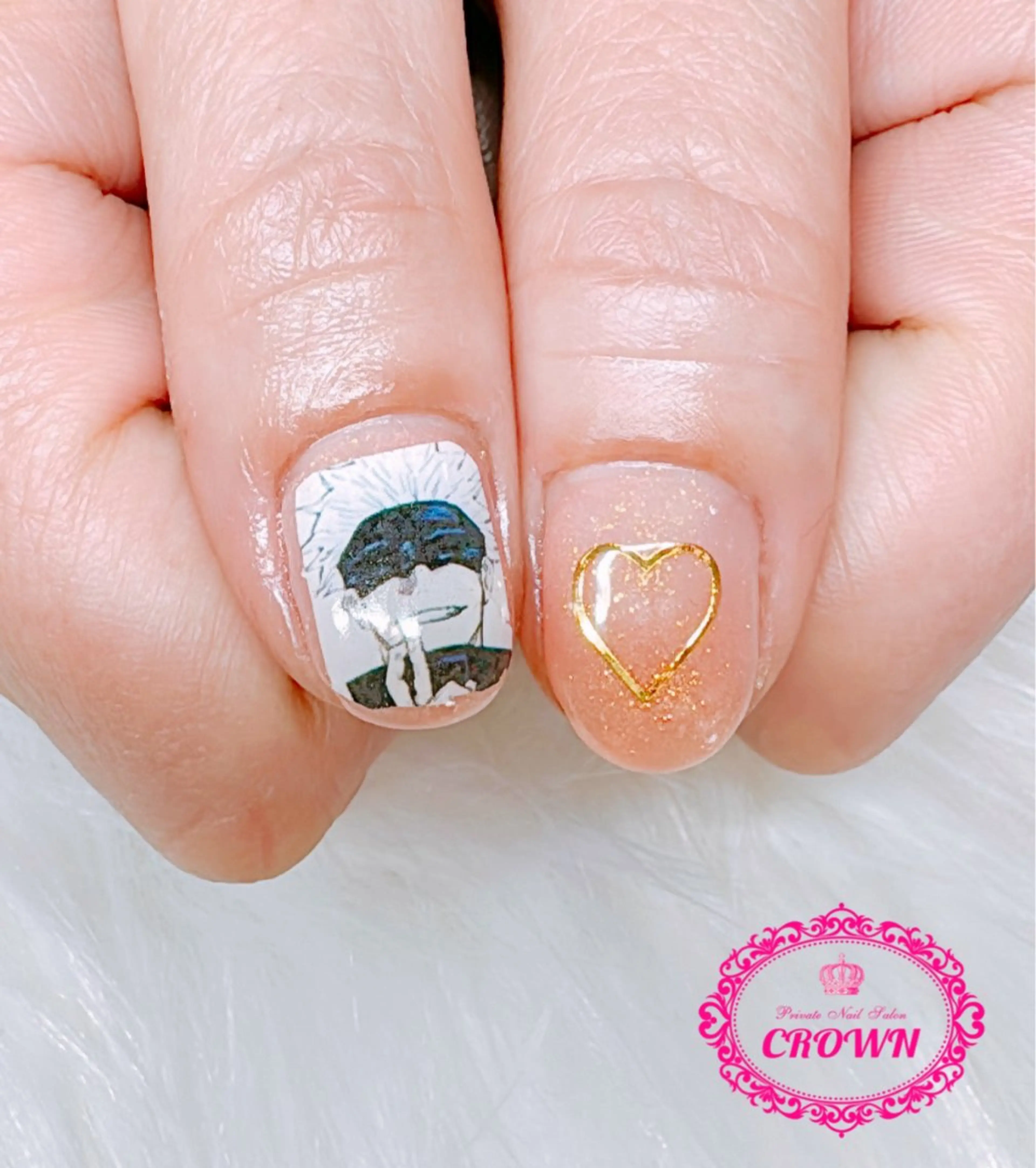 ネイル CROWN プライベートサロンのネイルデザイン