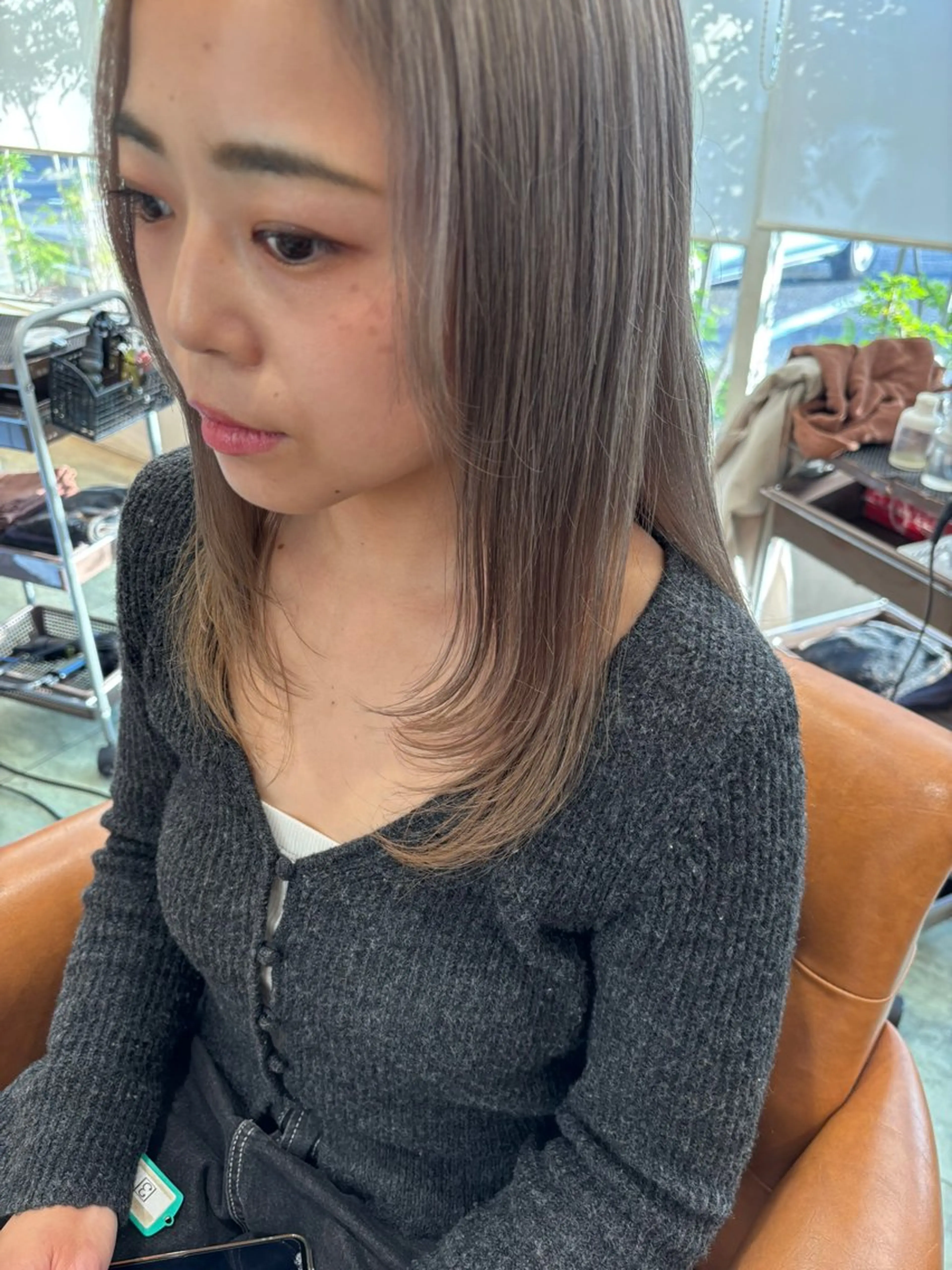 ロング 顔まわりレイヤー 顔周りカット レイヤーカット YURINO /ボブ ベージュ/ハイトーンのヘアスタイル