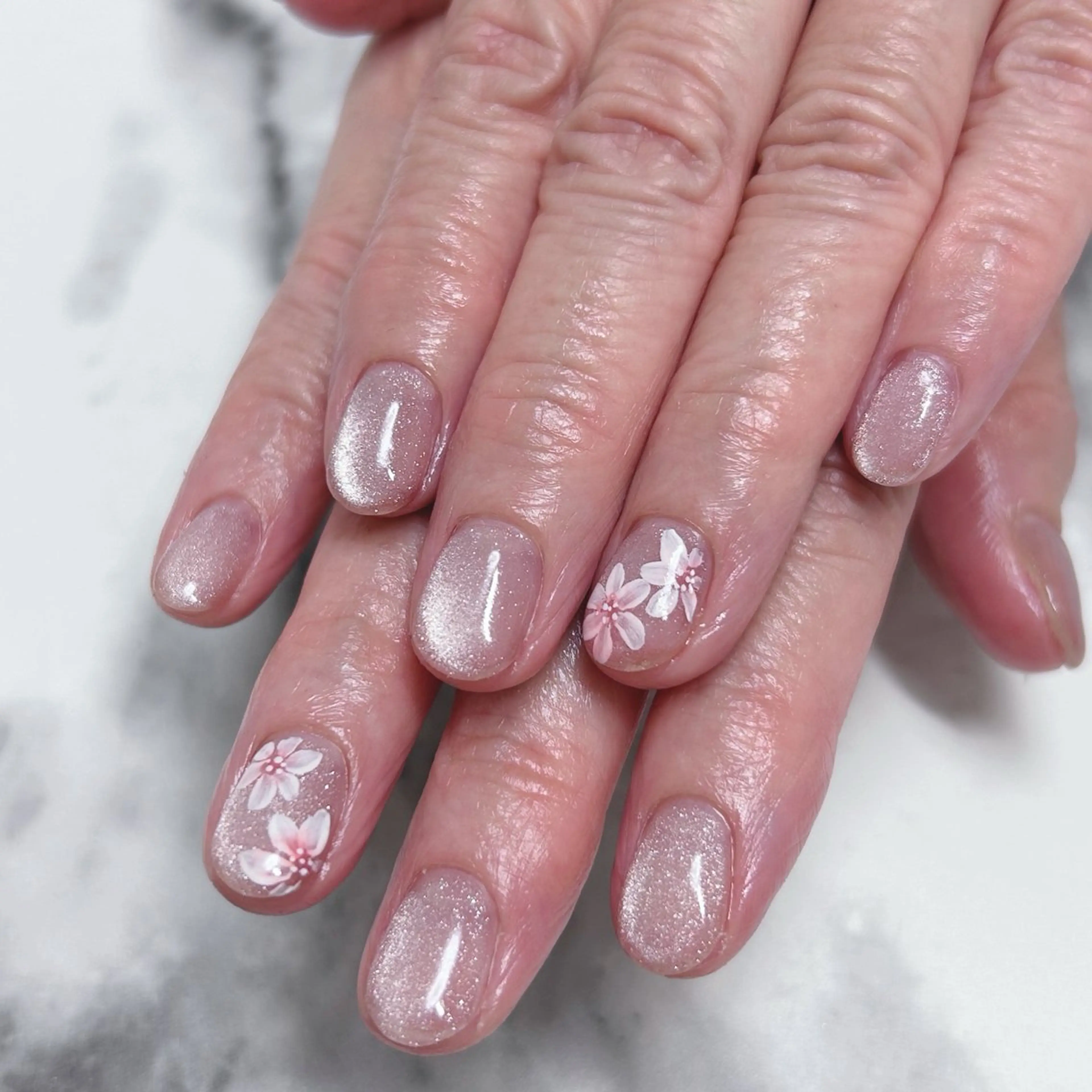 ネイル マグネットネイル ハンドネイル ネイルサロン KURIKINDIのネイルデザイン