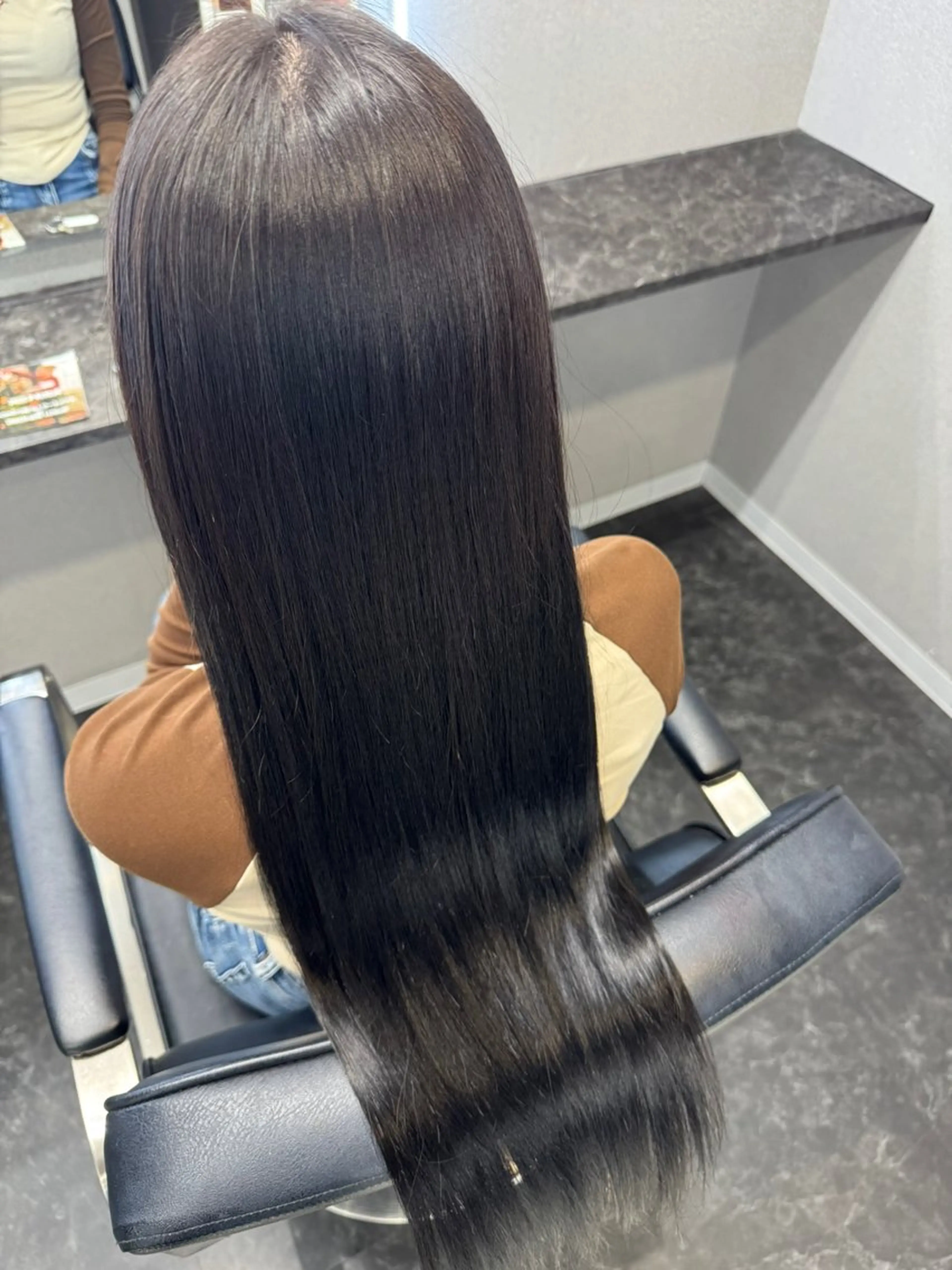 ロング カラー 安達 星乃叶のヘアスタイル