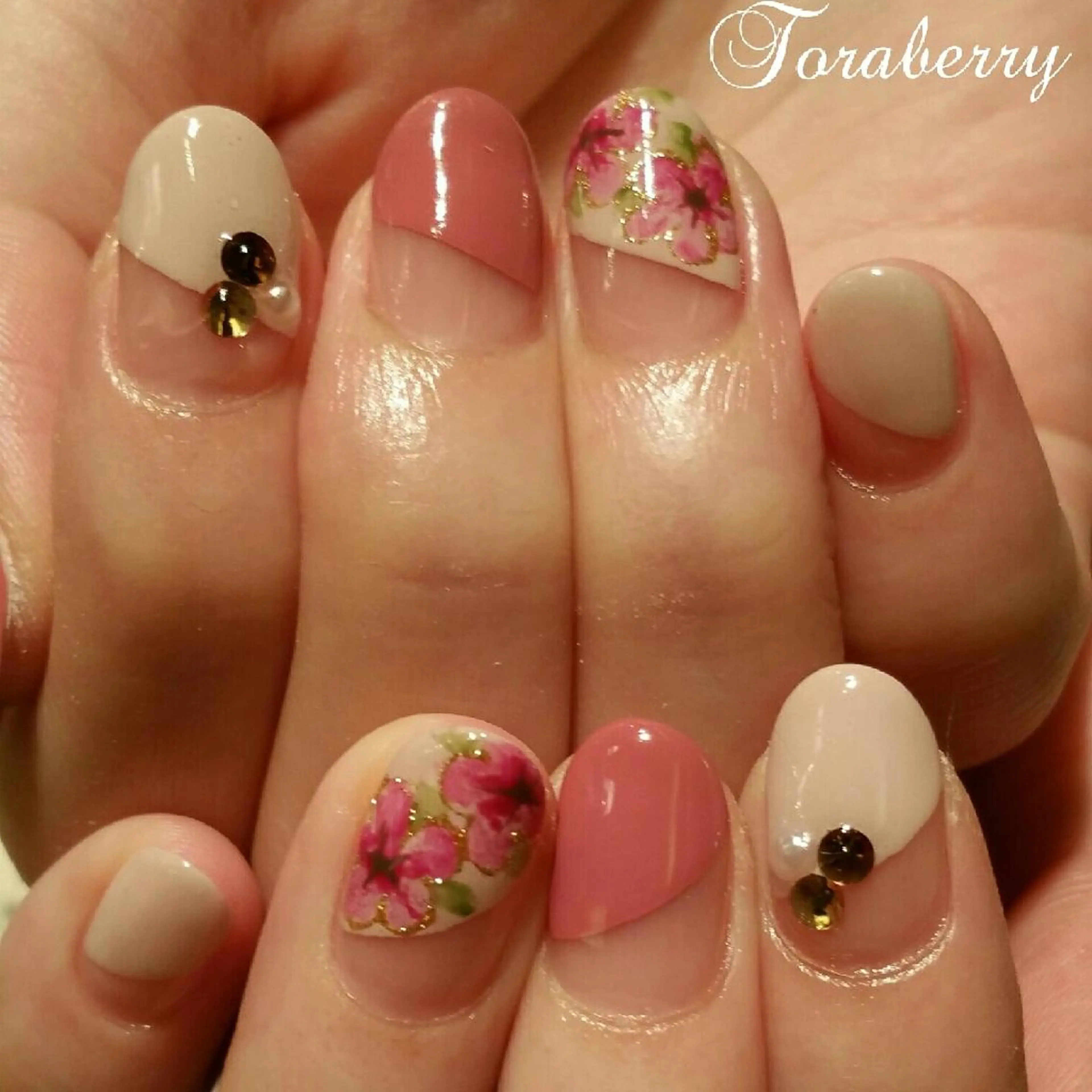 ネイル ネイリスト なつみのネイルデザイン