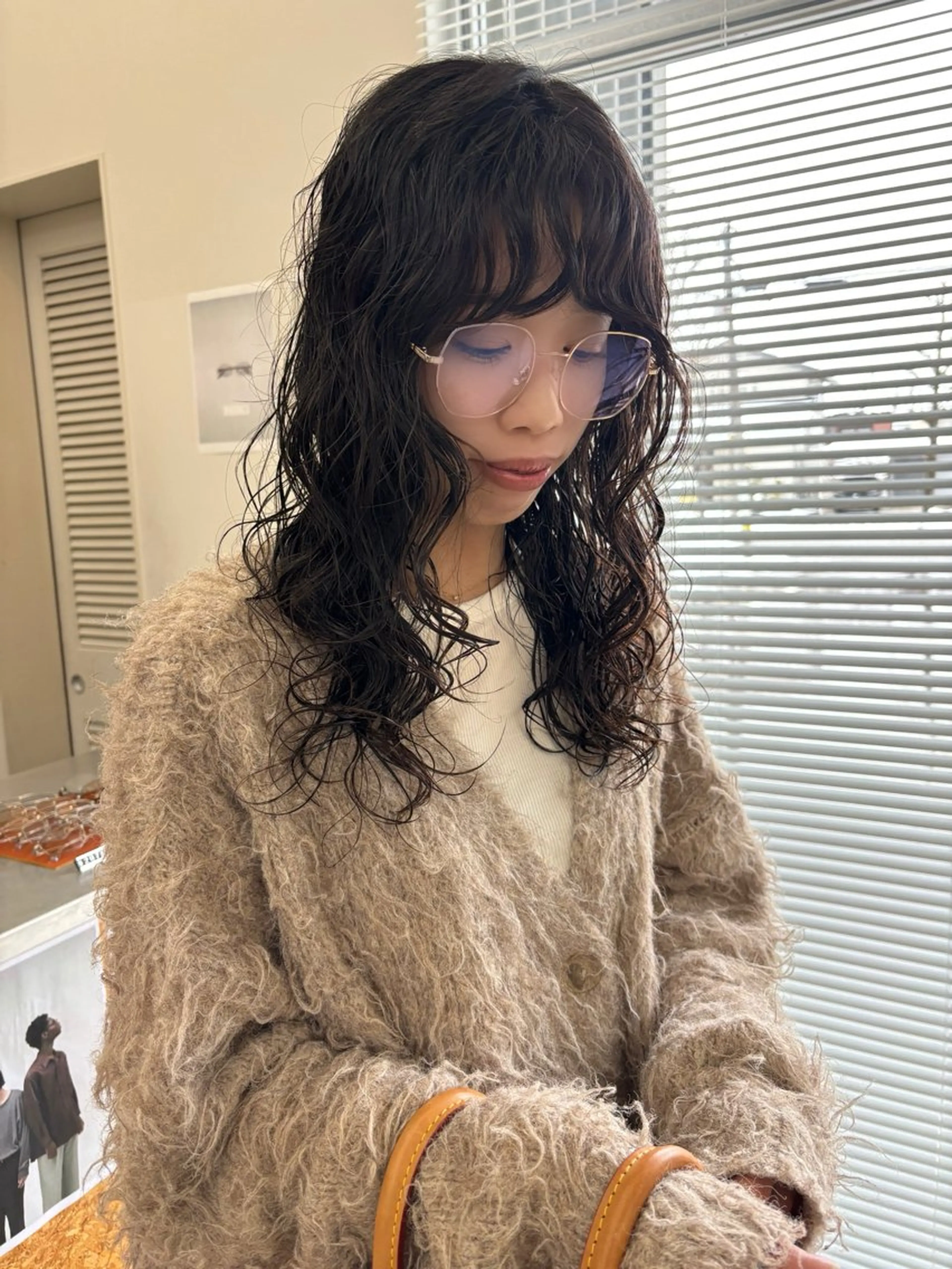 セミロング セミロングパーマ カット パーマ トリートメント 舘谷 愛莉のヘアスタイル