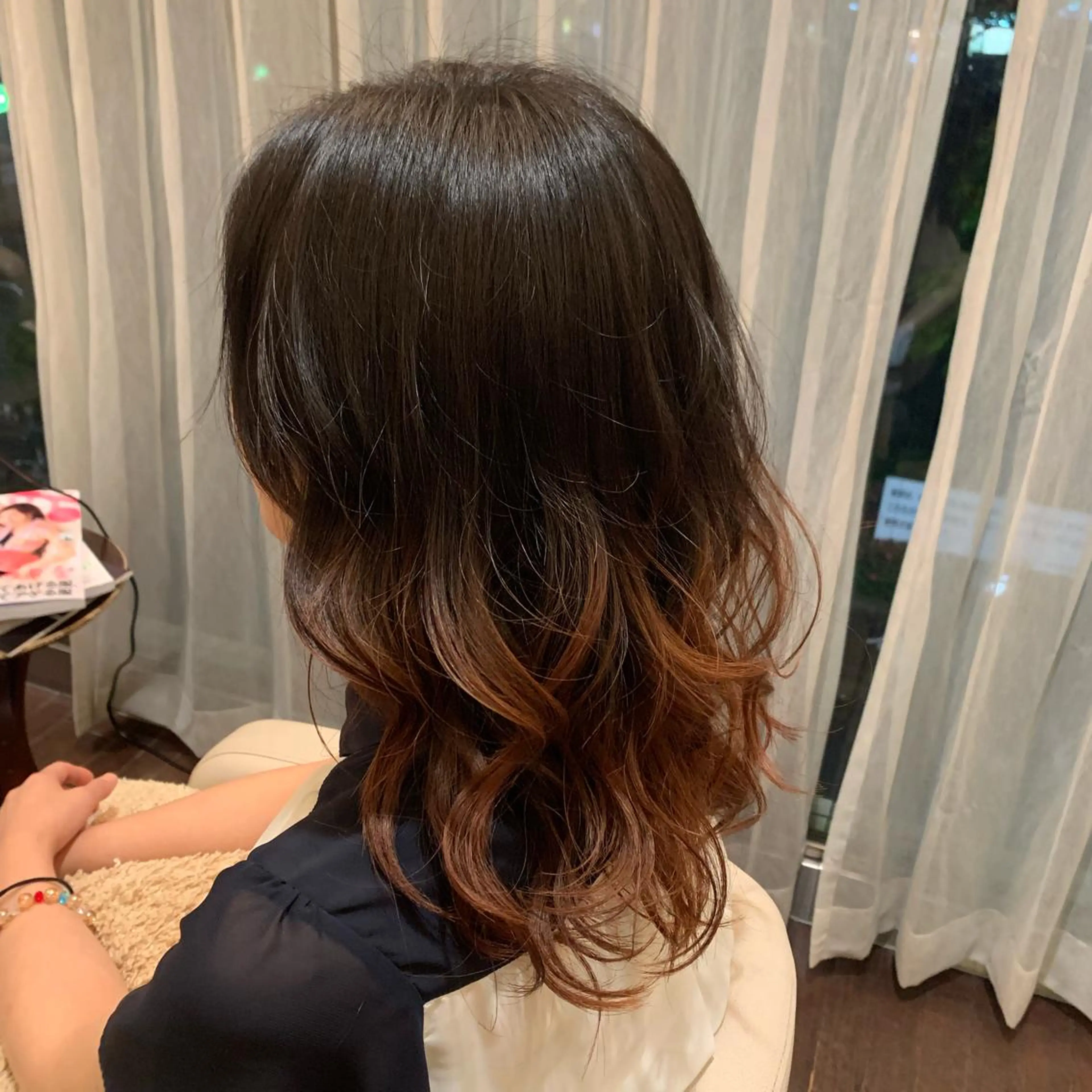 セミロング カラー Agu hair verse所属・小顔/似合わせカット 杉山莉菜のヘアスタイル