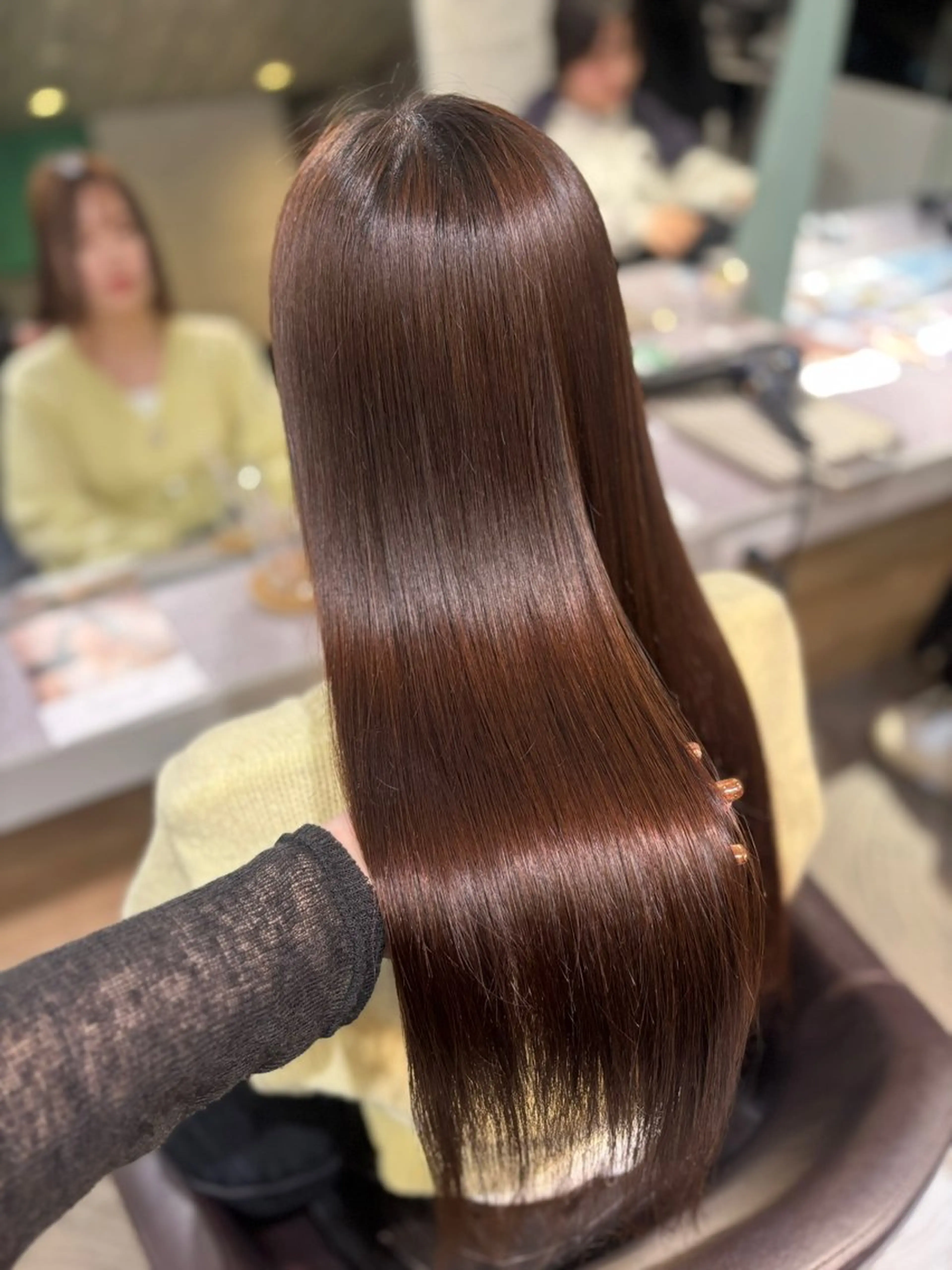 【湿気に負けない✨️うる艶ストレート🫧】縮毛矯正の写真