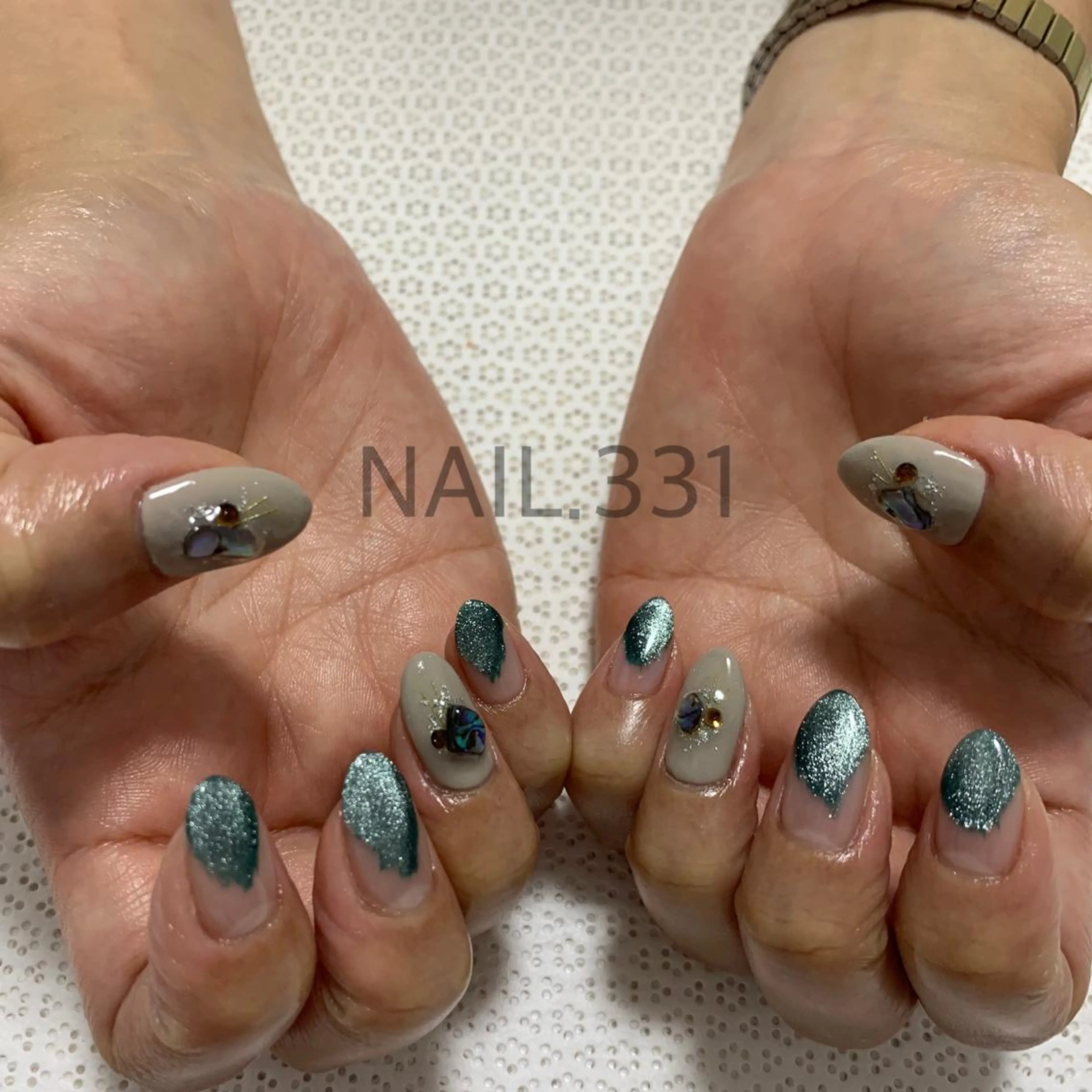 ネイル ハンドネイル Nail 331のネイルデザイン