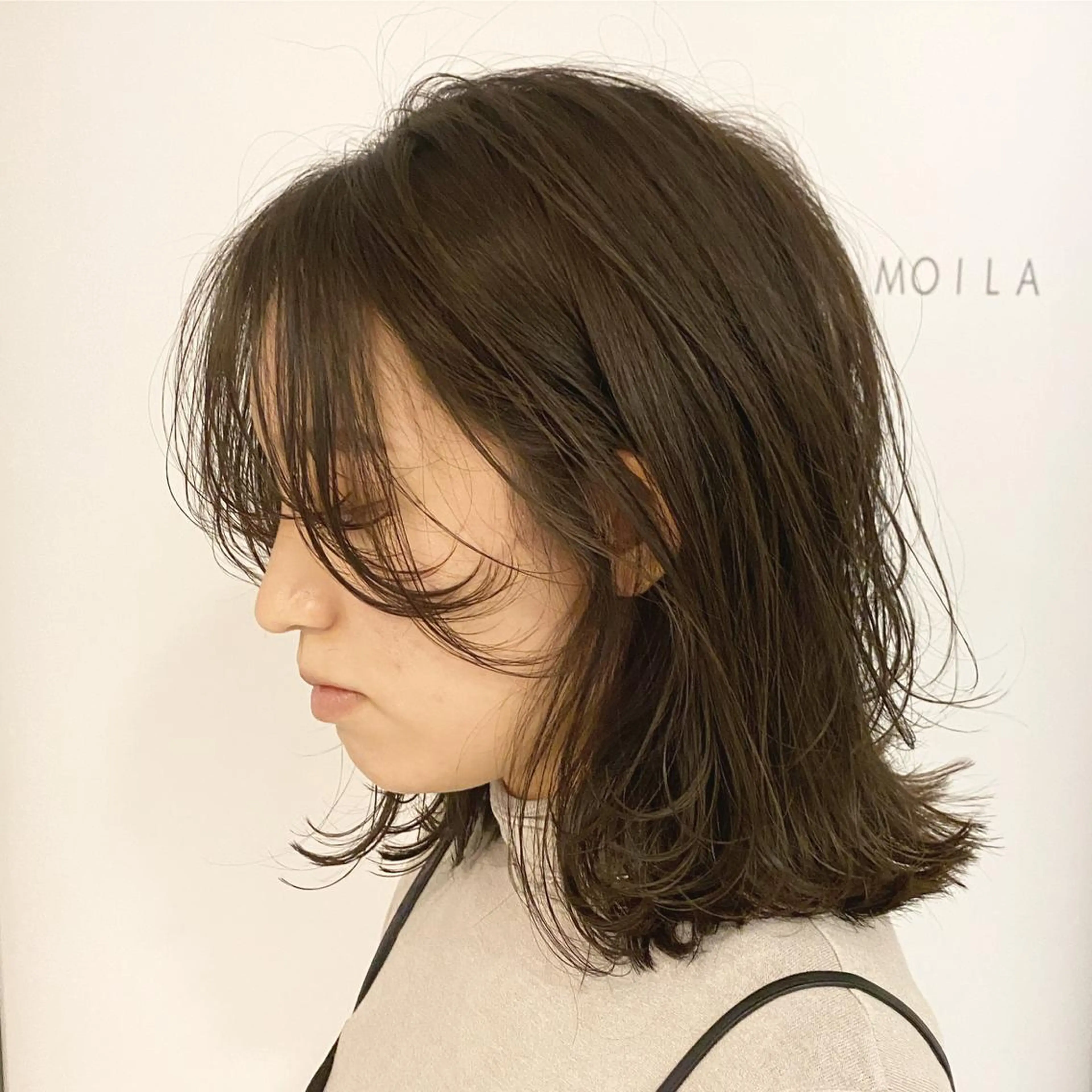 カラー 秋山 裕香のヘアスタイル