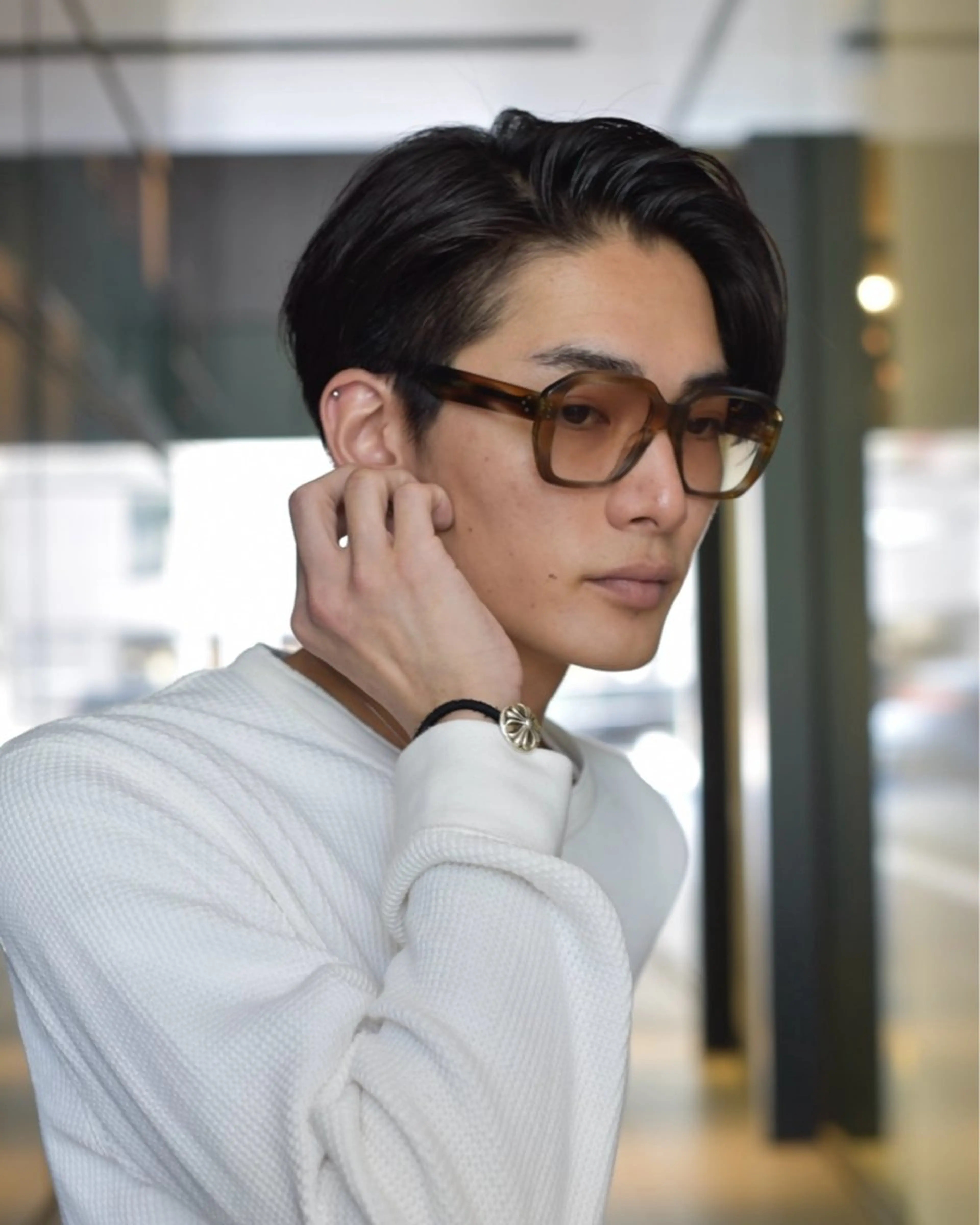 ショート カラー パーマ ヘアアレンジ センターパート／マッ シュ／パーマ　あさみのヘアスタイル