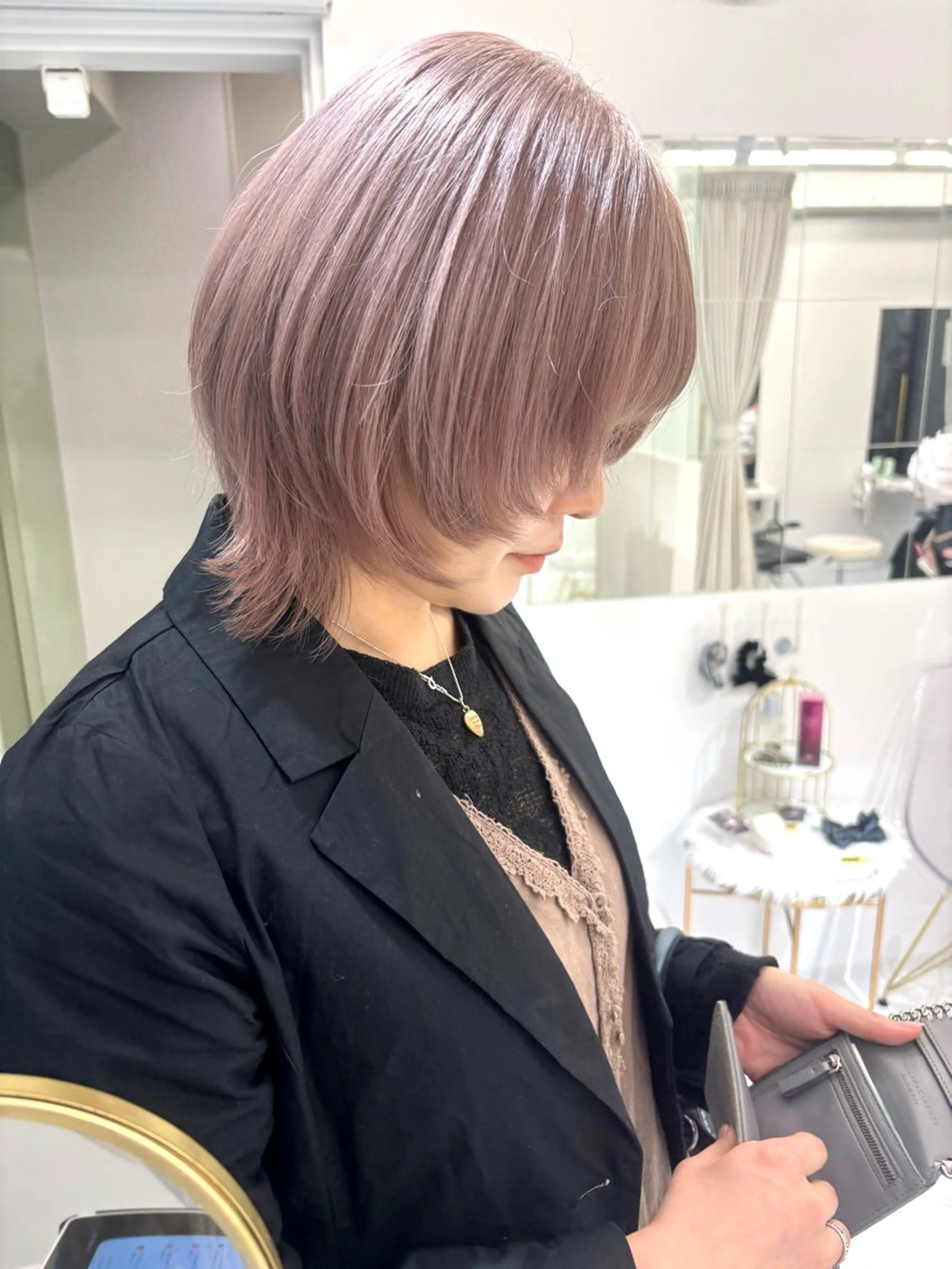 ミディアム カラー ウルフカット 🩶大人韓国ヘア 渋谷/Satsukiのヘアスタイル