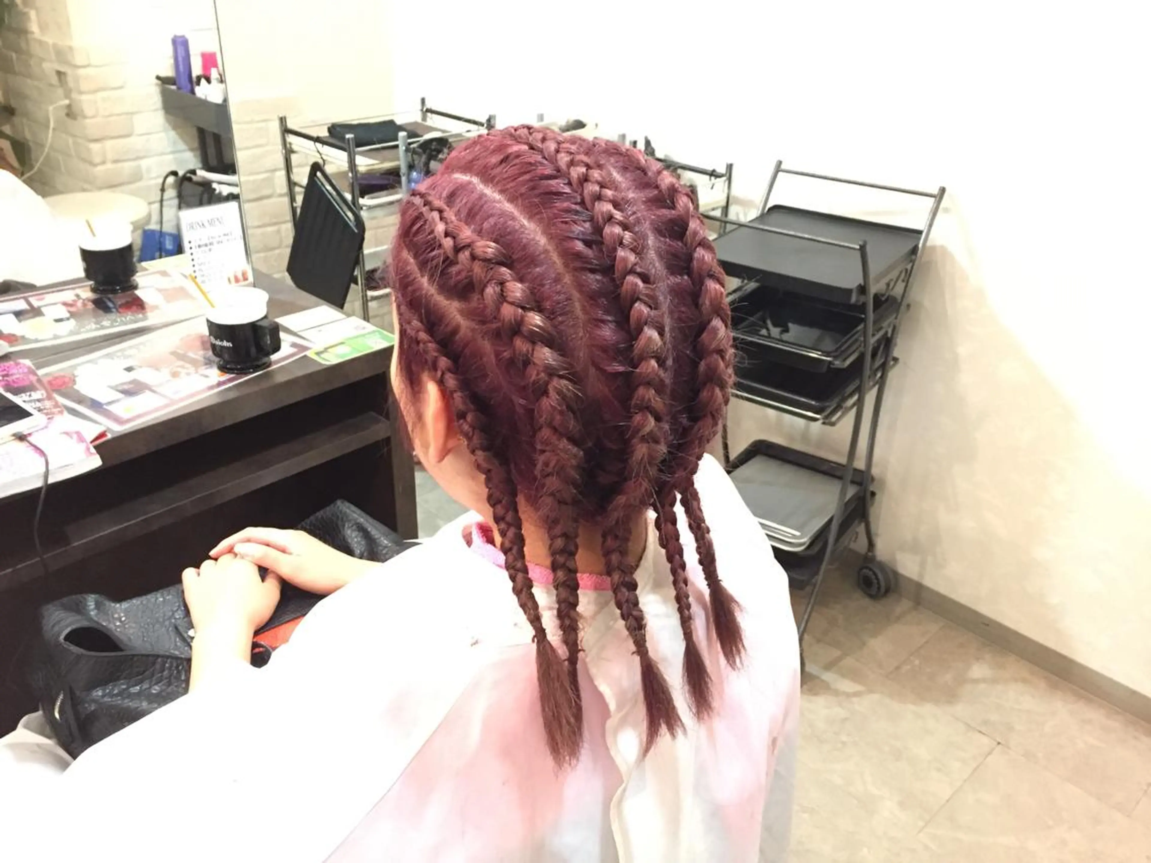 セミロング カラー ピンクカラー 💓シールエクステ ルミエールのヘアスタイル