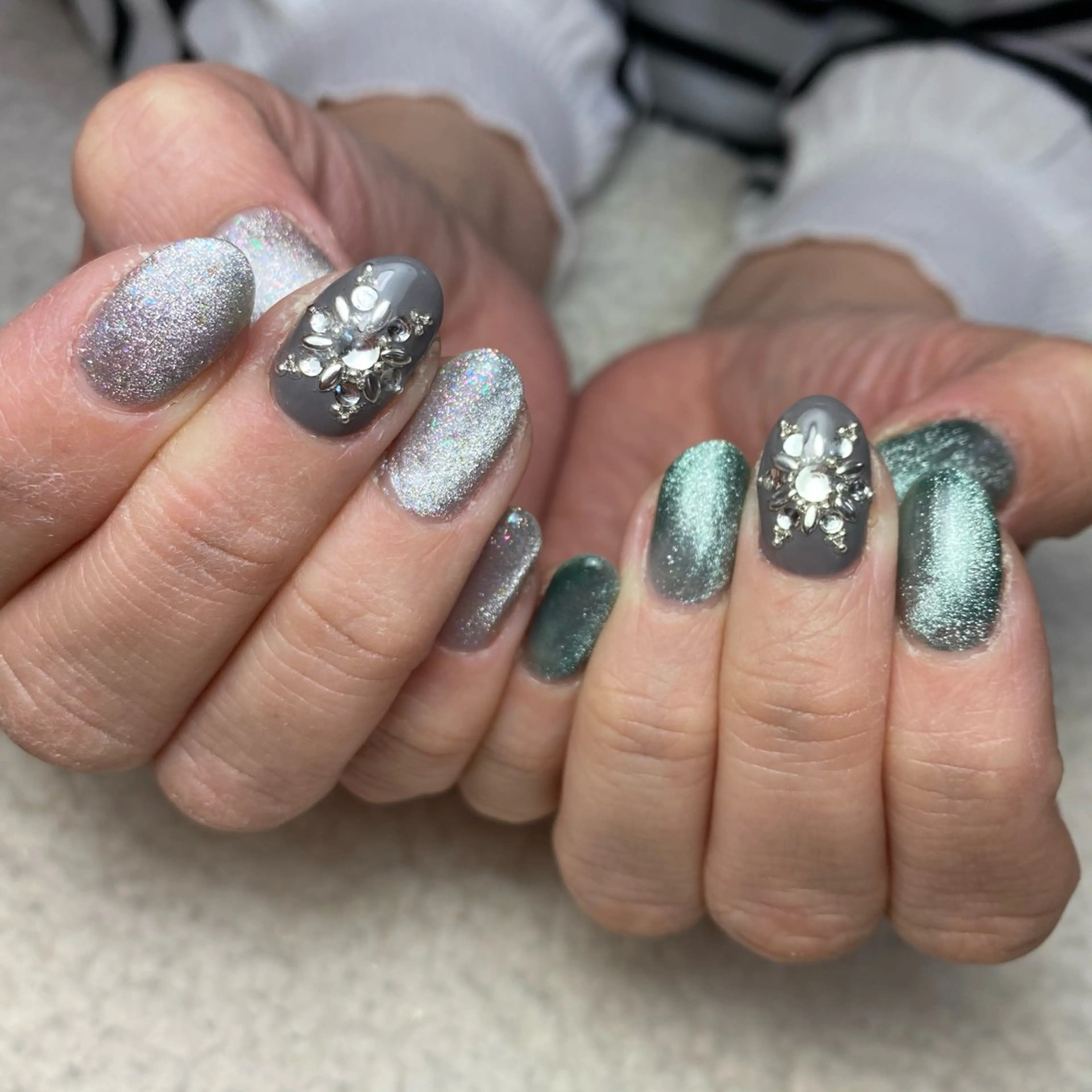 ネイル マグネットネイル ハンドネイル COCO +のエステ・リラクイメージ