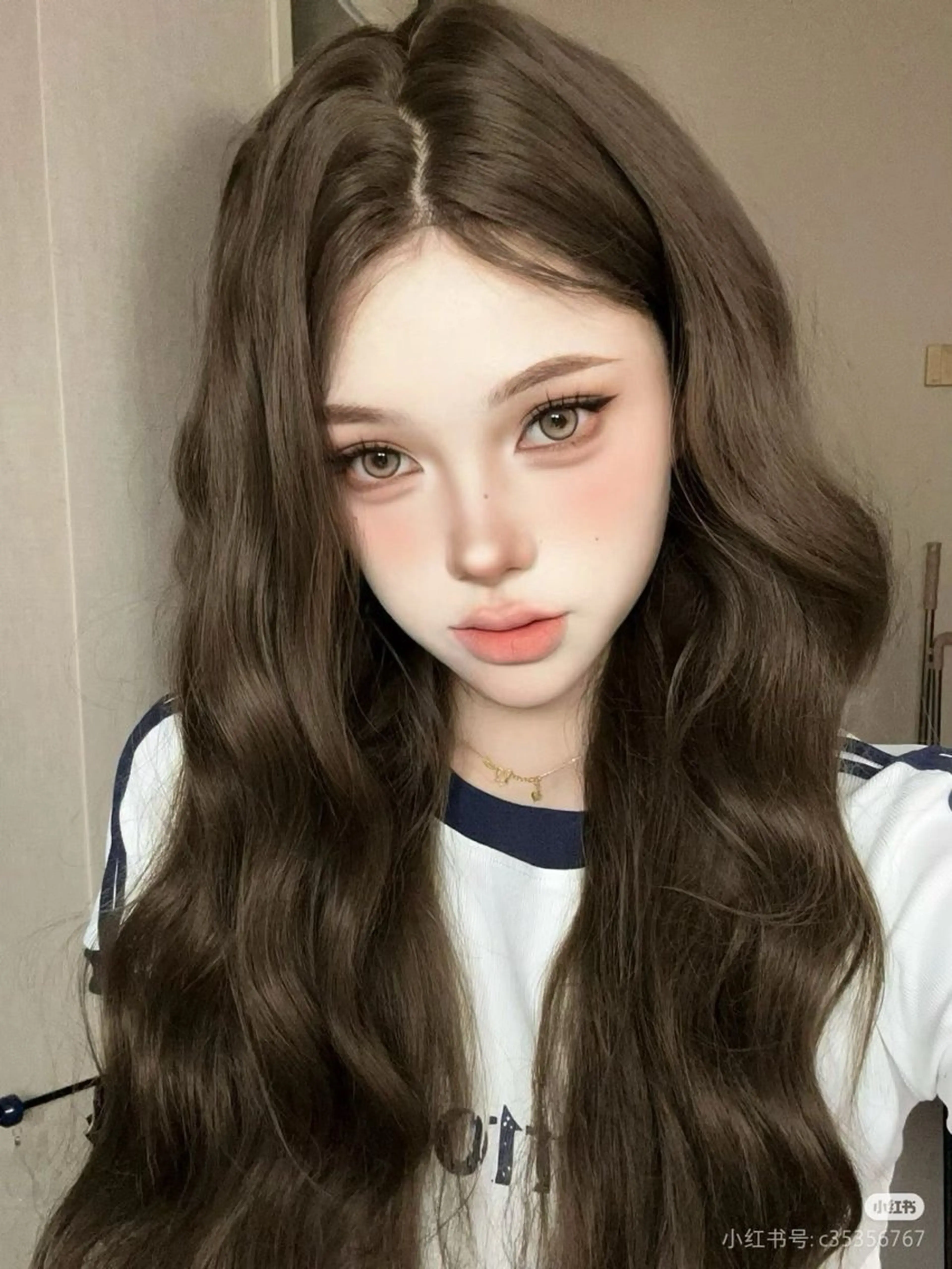 セミロング カラー ダブルカラー グレージュ オリーブグレージュ オリーブグレー 卒業式のヘアスタイル 表参道/ワンホンヘア SAAYA🖤のヘアスタイル