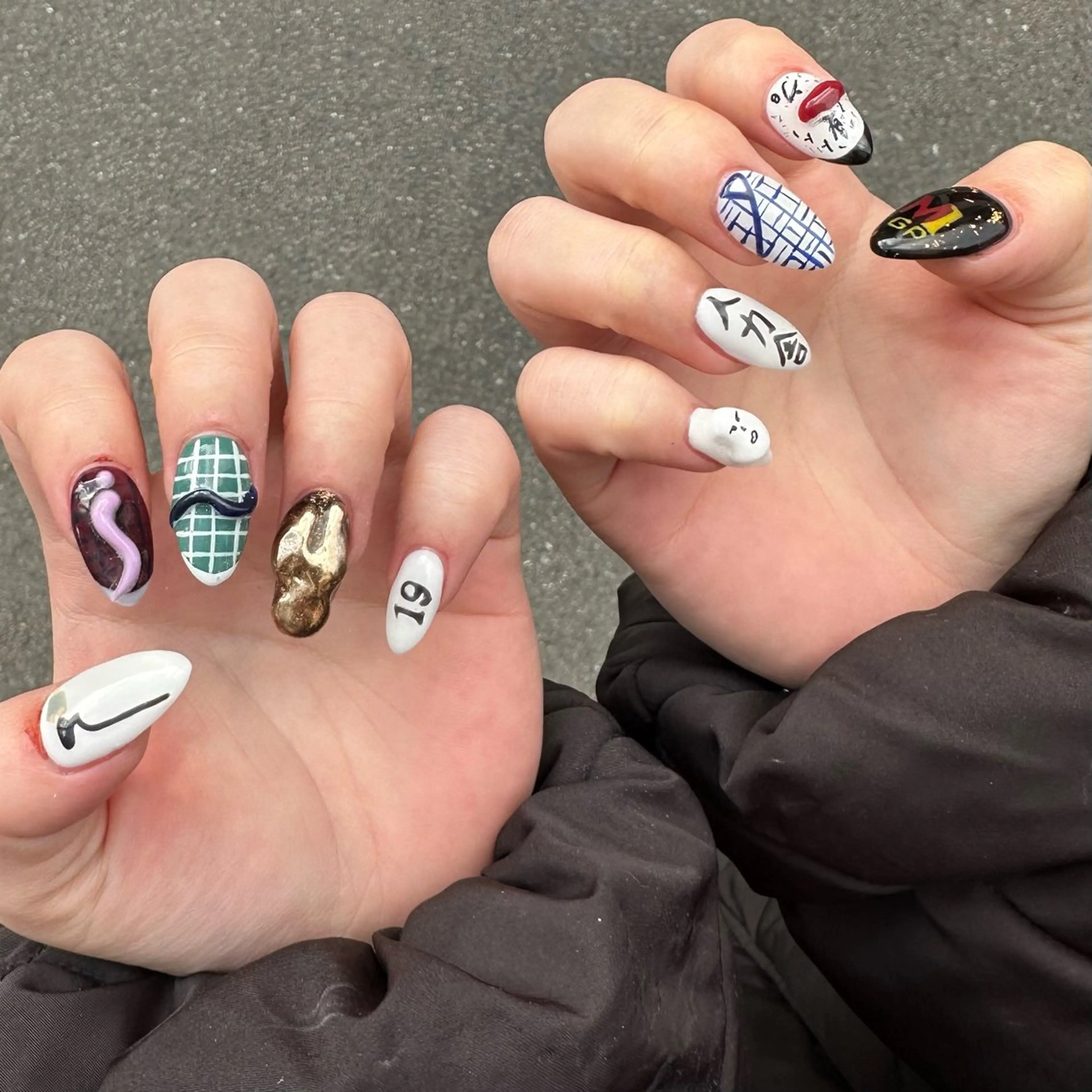 ミディアム yuka ♡のネイルデザイン