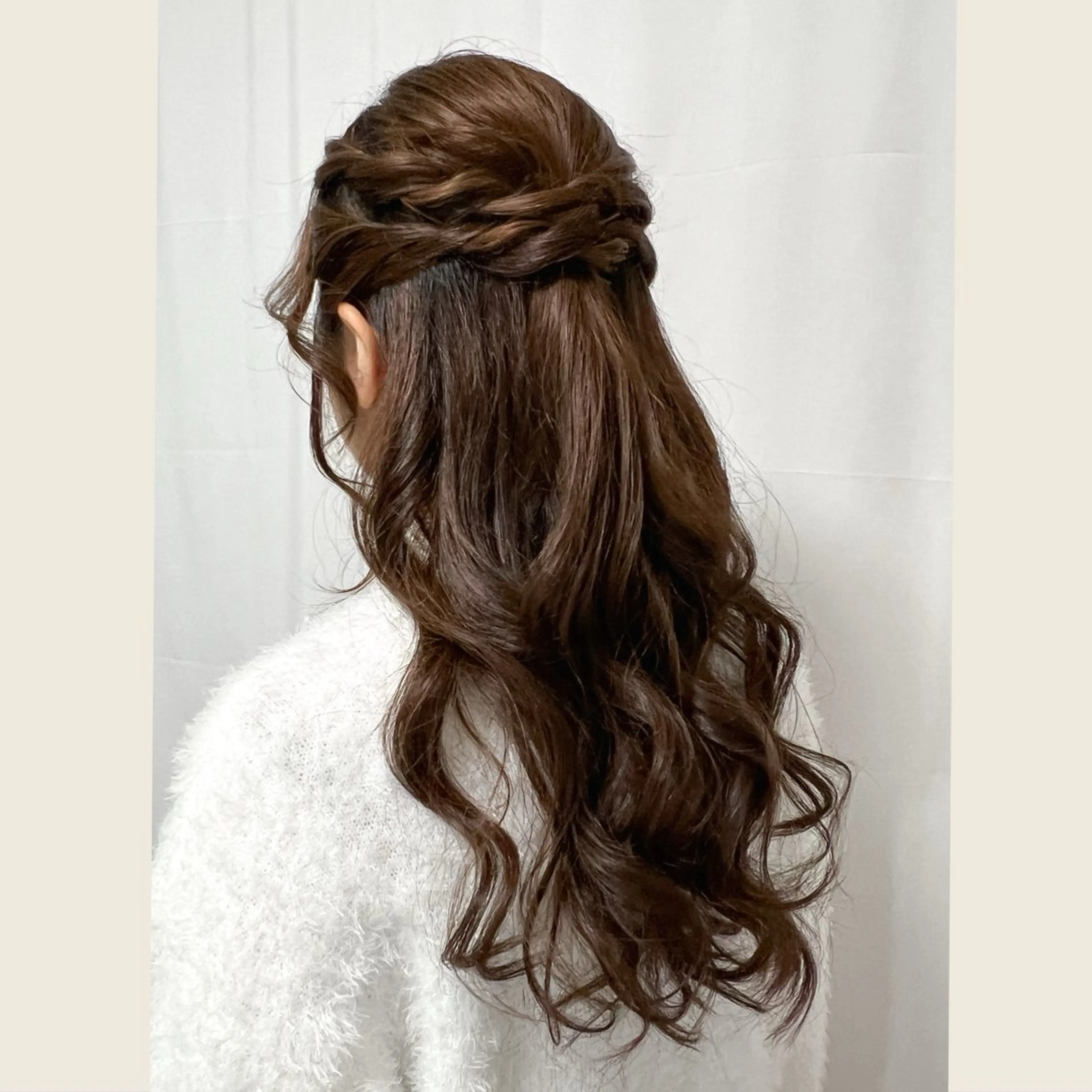 ヘアアレンジ ハーフアップ ヘアセット リクエスト受付中🪞 CHATEAUのヘアスタイル