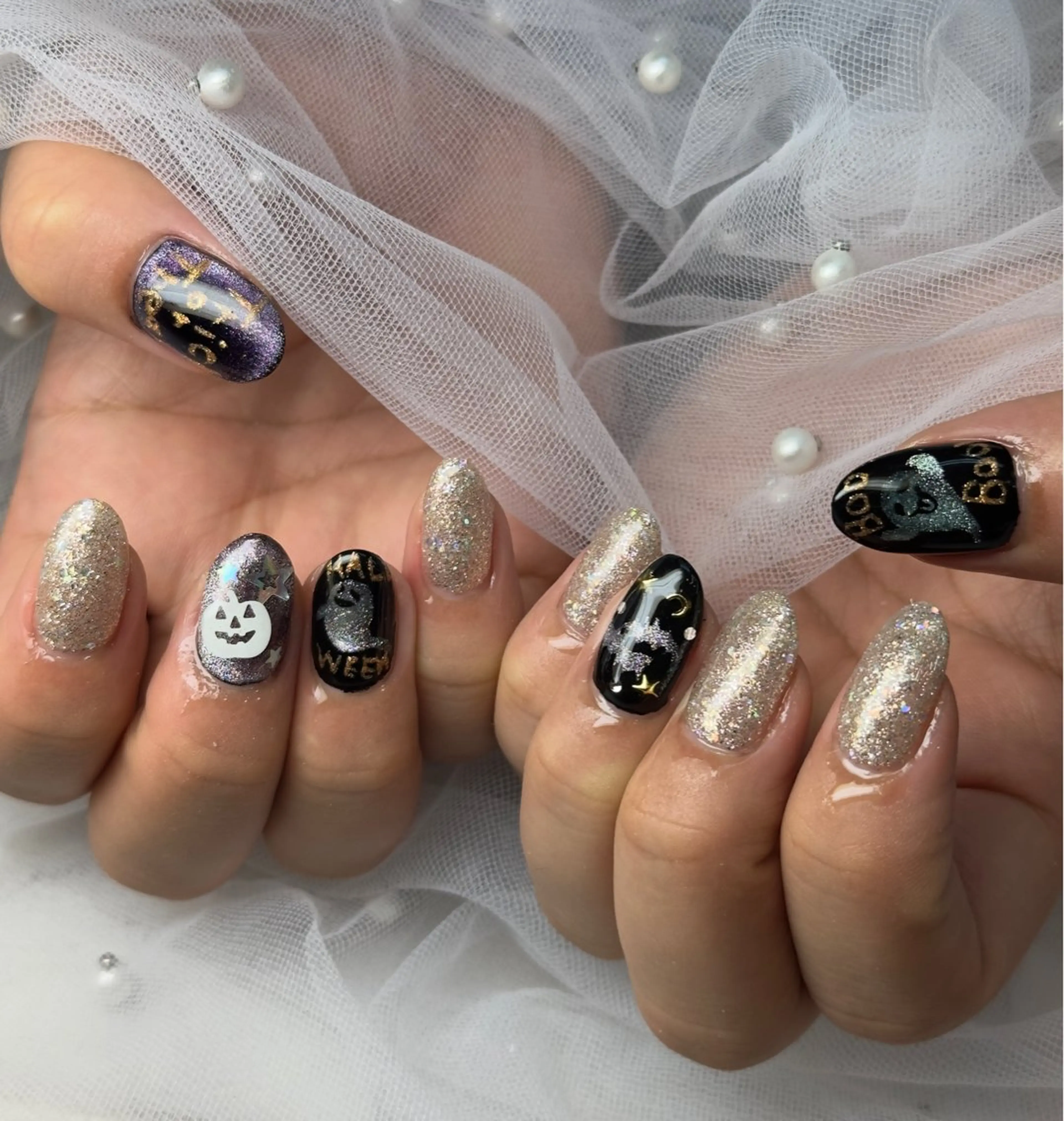 ネイル マグネットネイル ハンドネイル Queennail 北堀江AYAのネイルデザイン