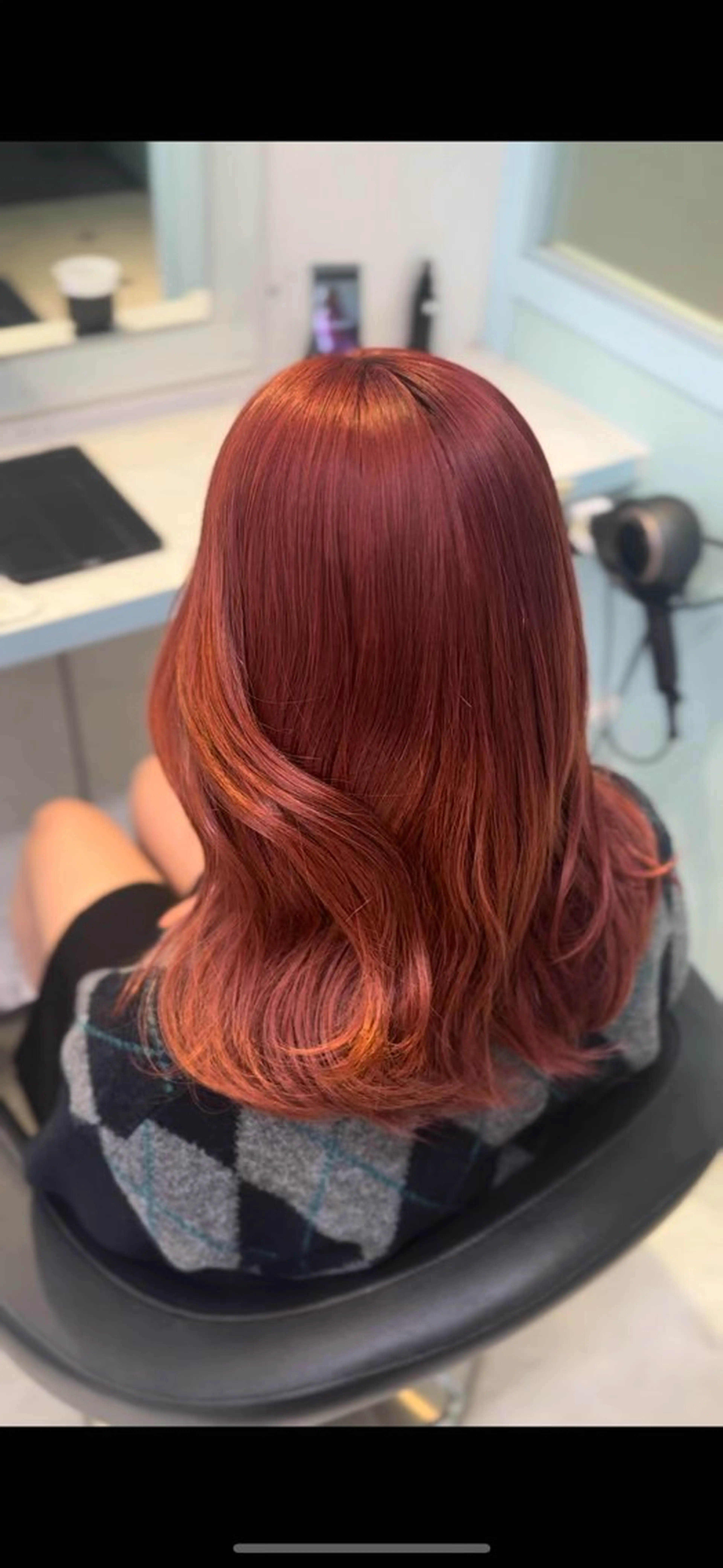 ロング カラー オレンジピンク ヘアカラー ♥️暖色カラ ー♥️由夏のヘアスタイル