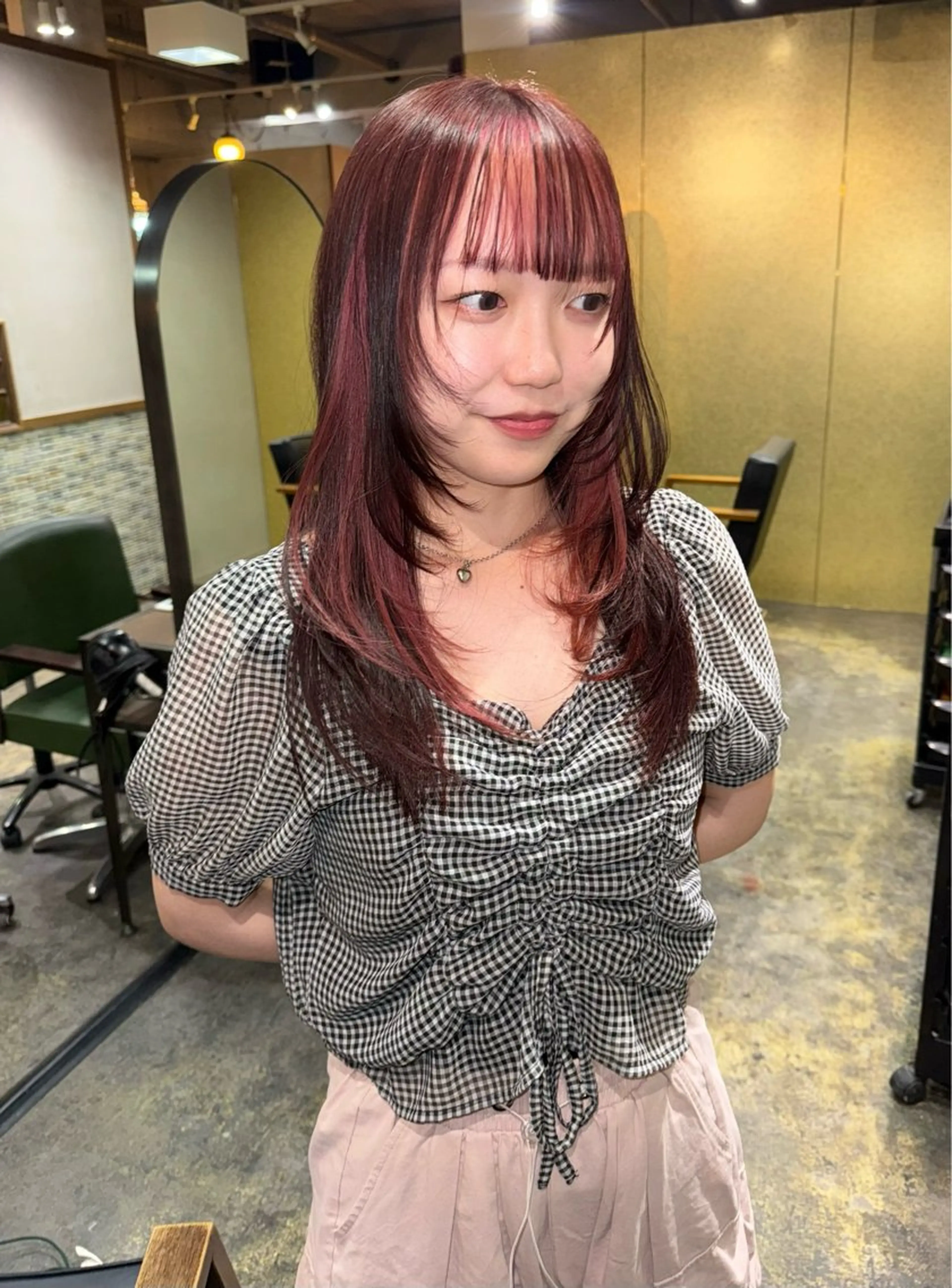 セミロング ピンクブラウン レイヤーカット カット ヘアカラー ブリーチ/ハイトーン 心斎橋/honokaのヘアスタイル