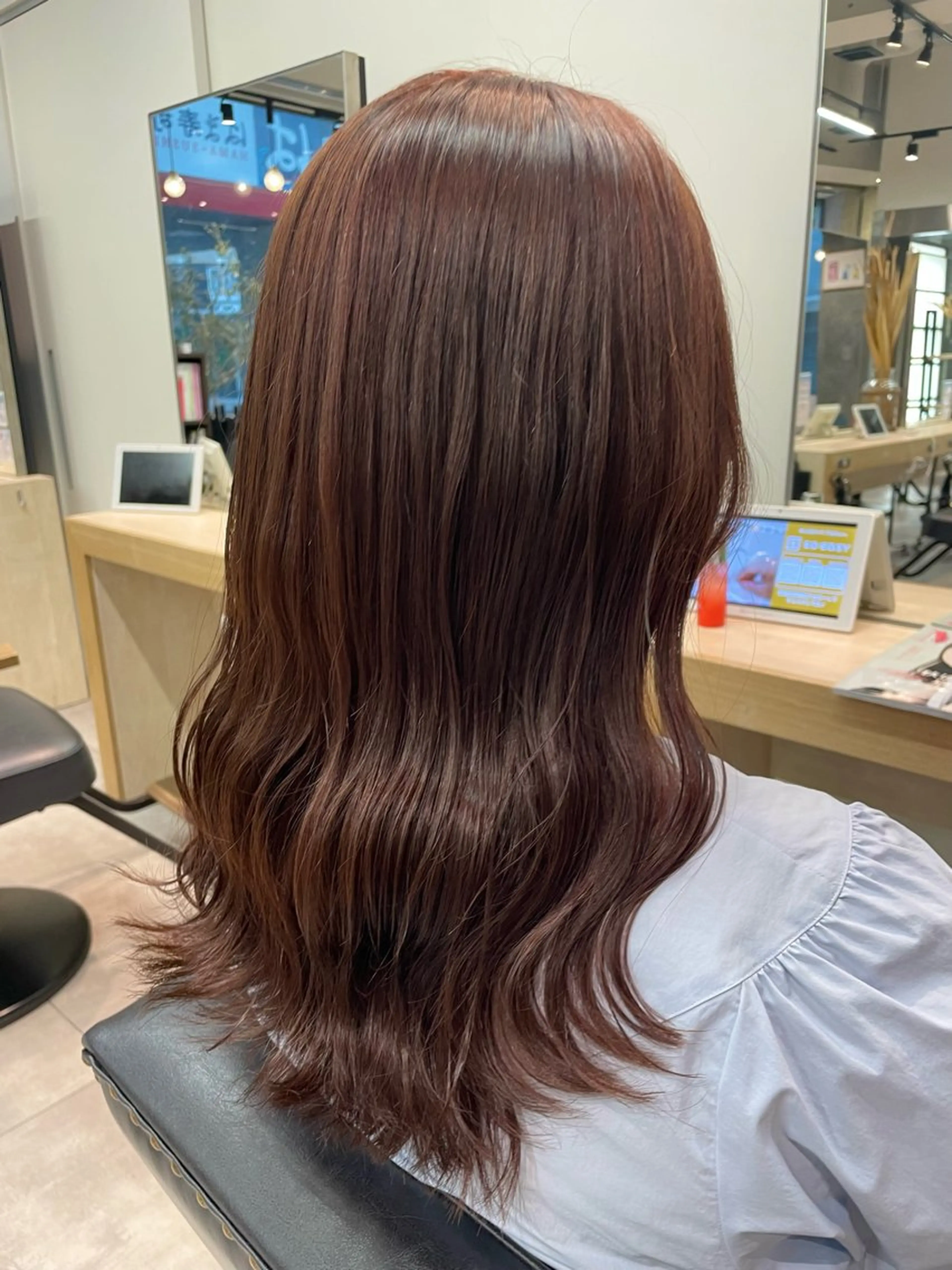 ロング ヘアカラー 🌈ミルクティー / MISAKI🐰のヘアスタイル