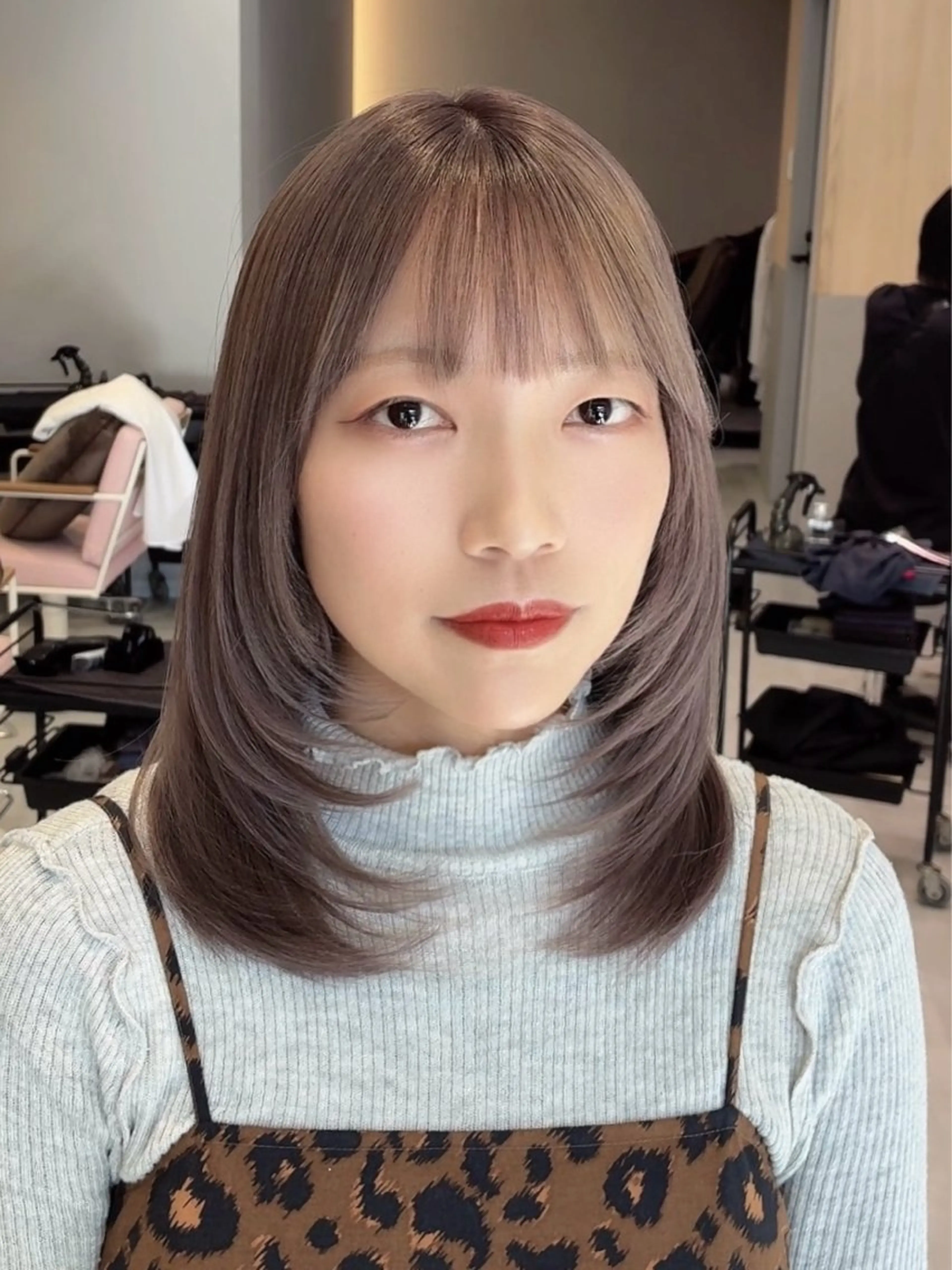 【人気No.3】骨格補正レイヤーカット＋艶髪カラー ¥7,000の写真