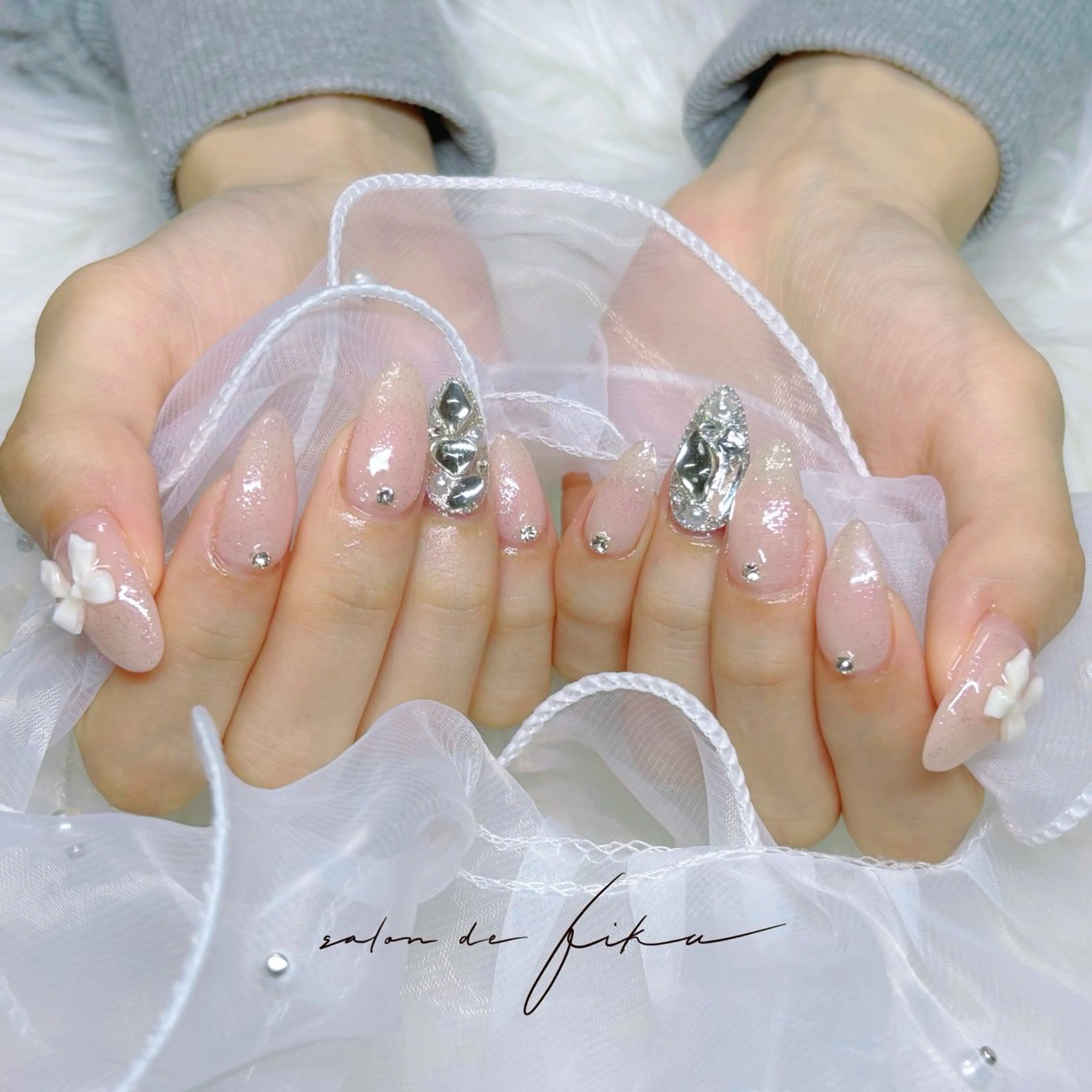 ネイル TOMO. Libのネイルデザイン